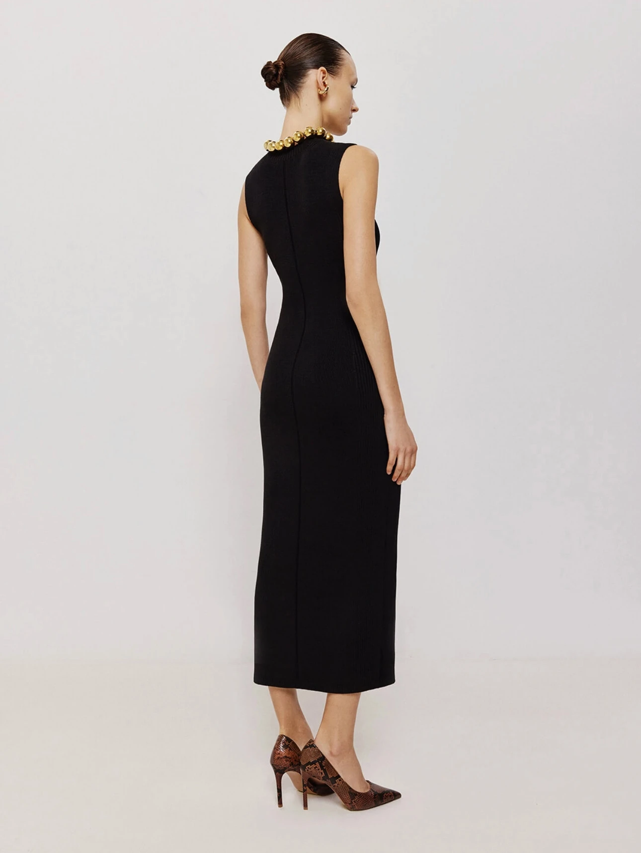 A set of a midi dress with sleeves transformers Duet black