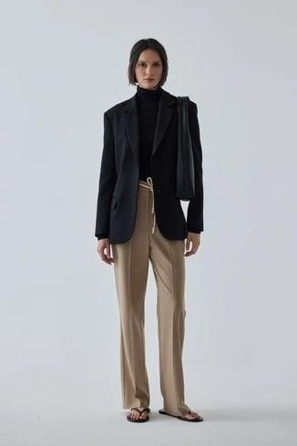 Siyah Mia Boğazlı Body