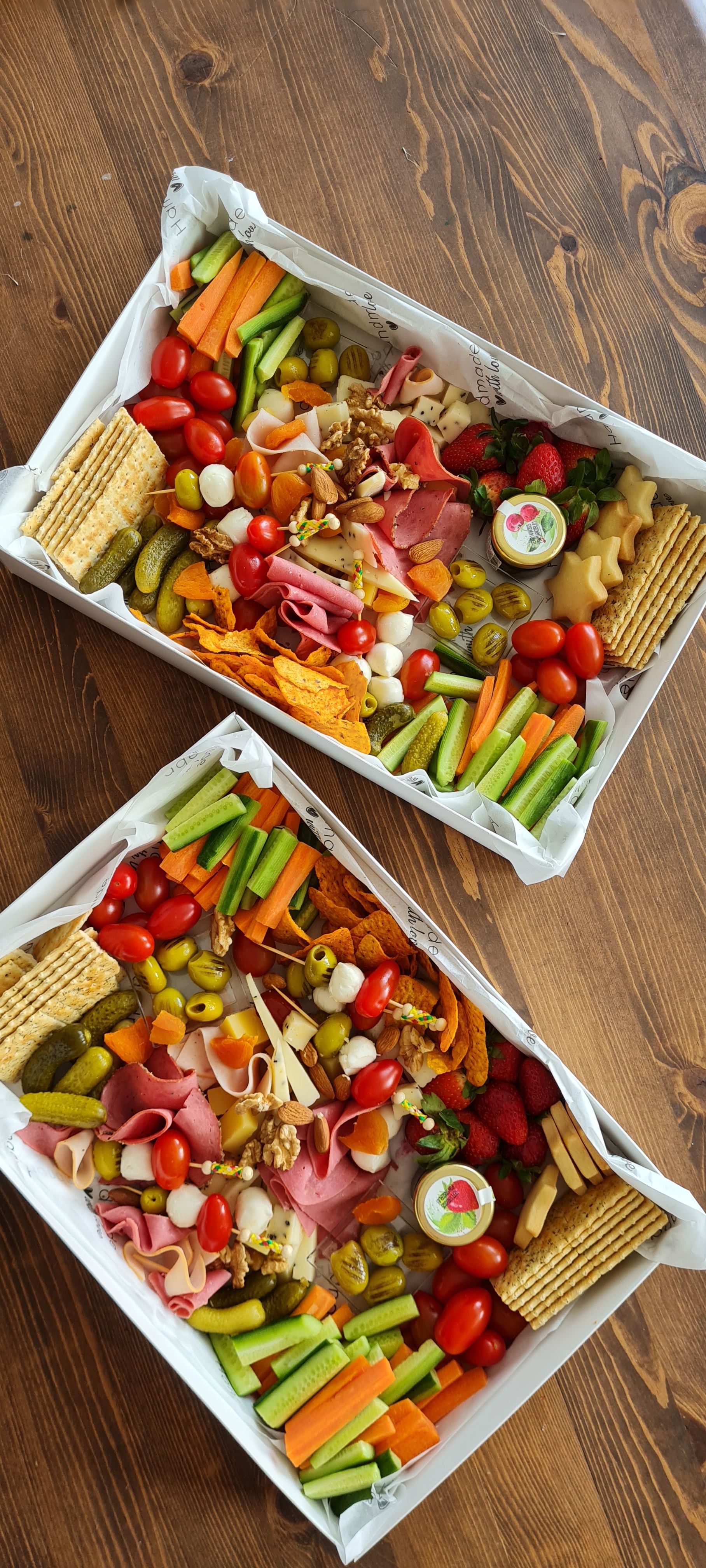 Maxi Graze Box
