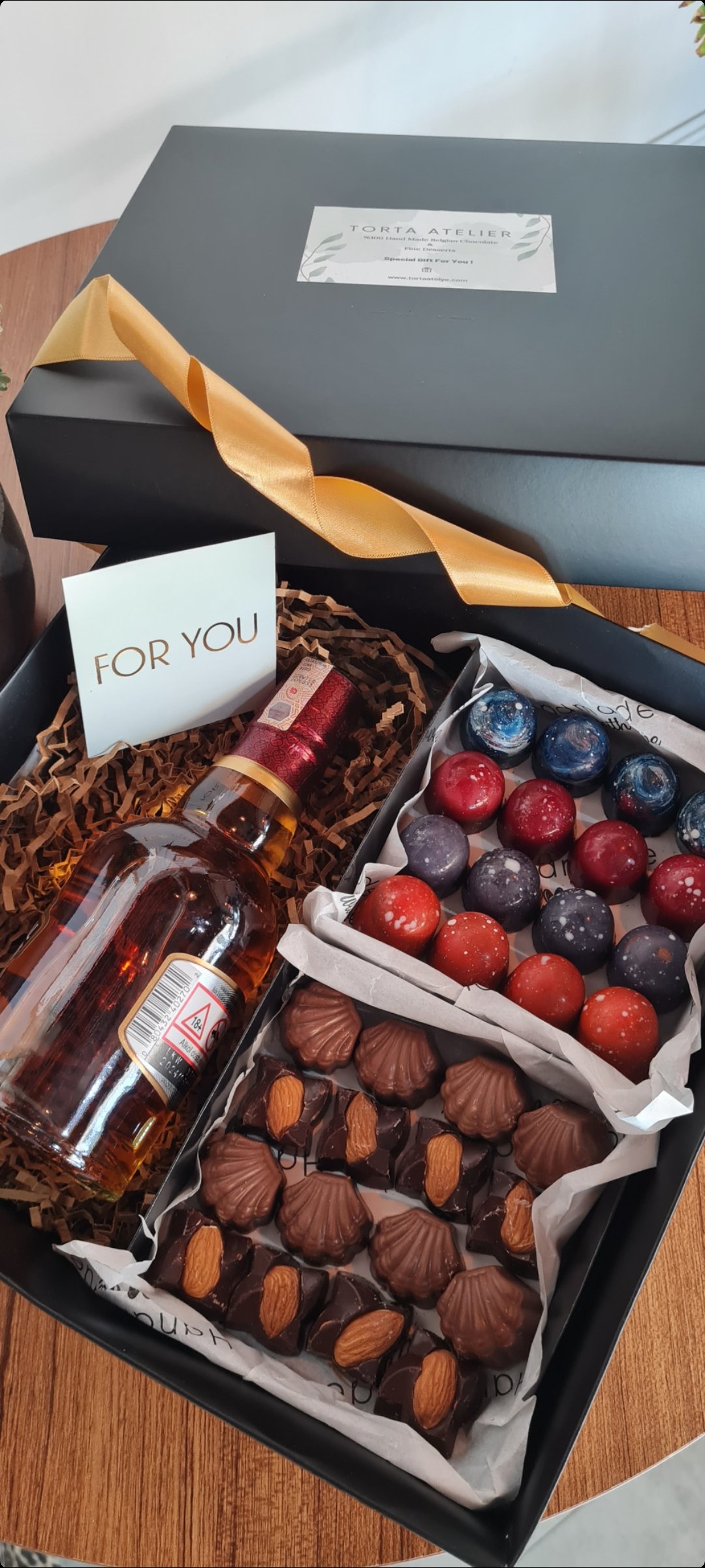 Kişiye Özel Hediye Aranjmanı No 11 -İçecekli Premium Set 1 