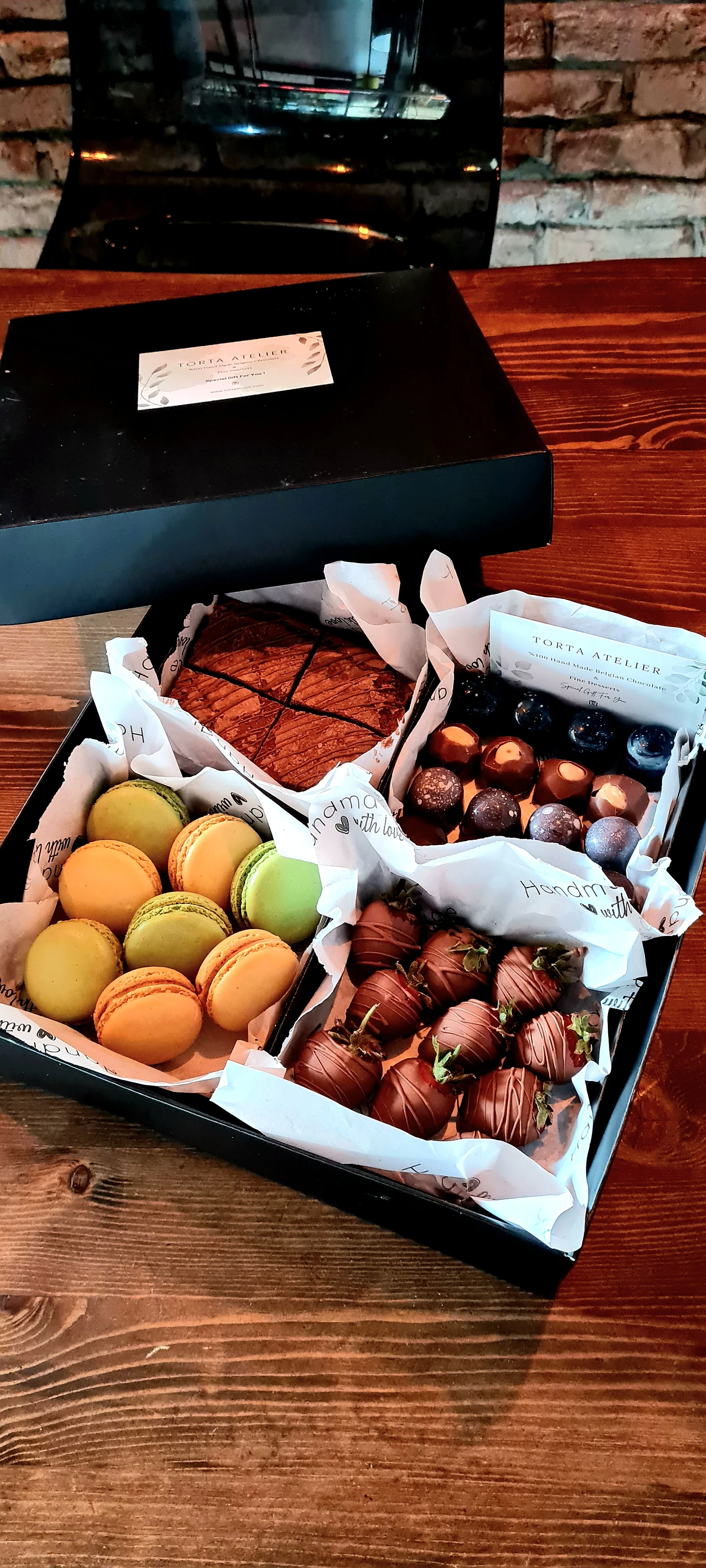 Maxi Tatlı Atıştırmalık  Aranjman Kutu No 6