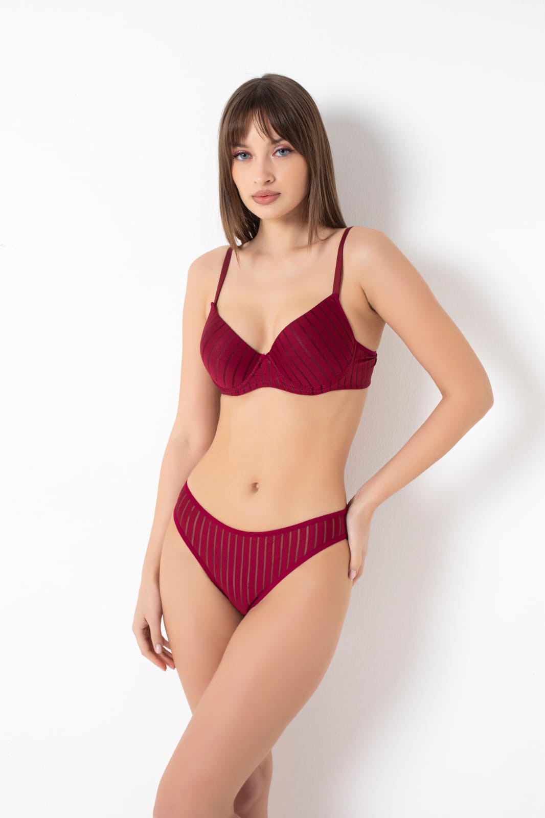 DHANTEL DREAM BRA SET-DARK RED