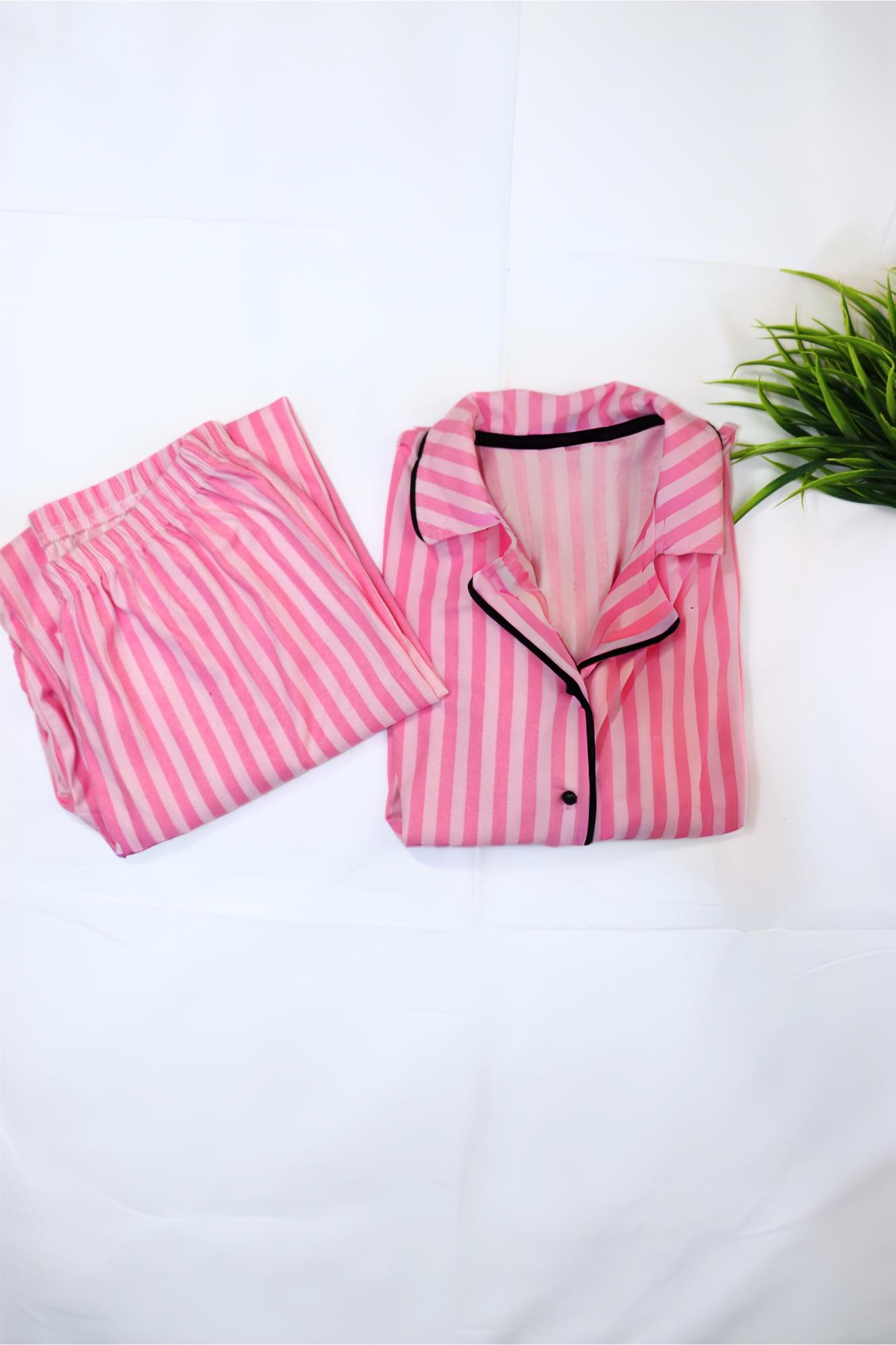 DHANTEL BLISSFUL PYJAMAS SET