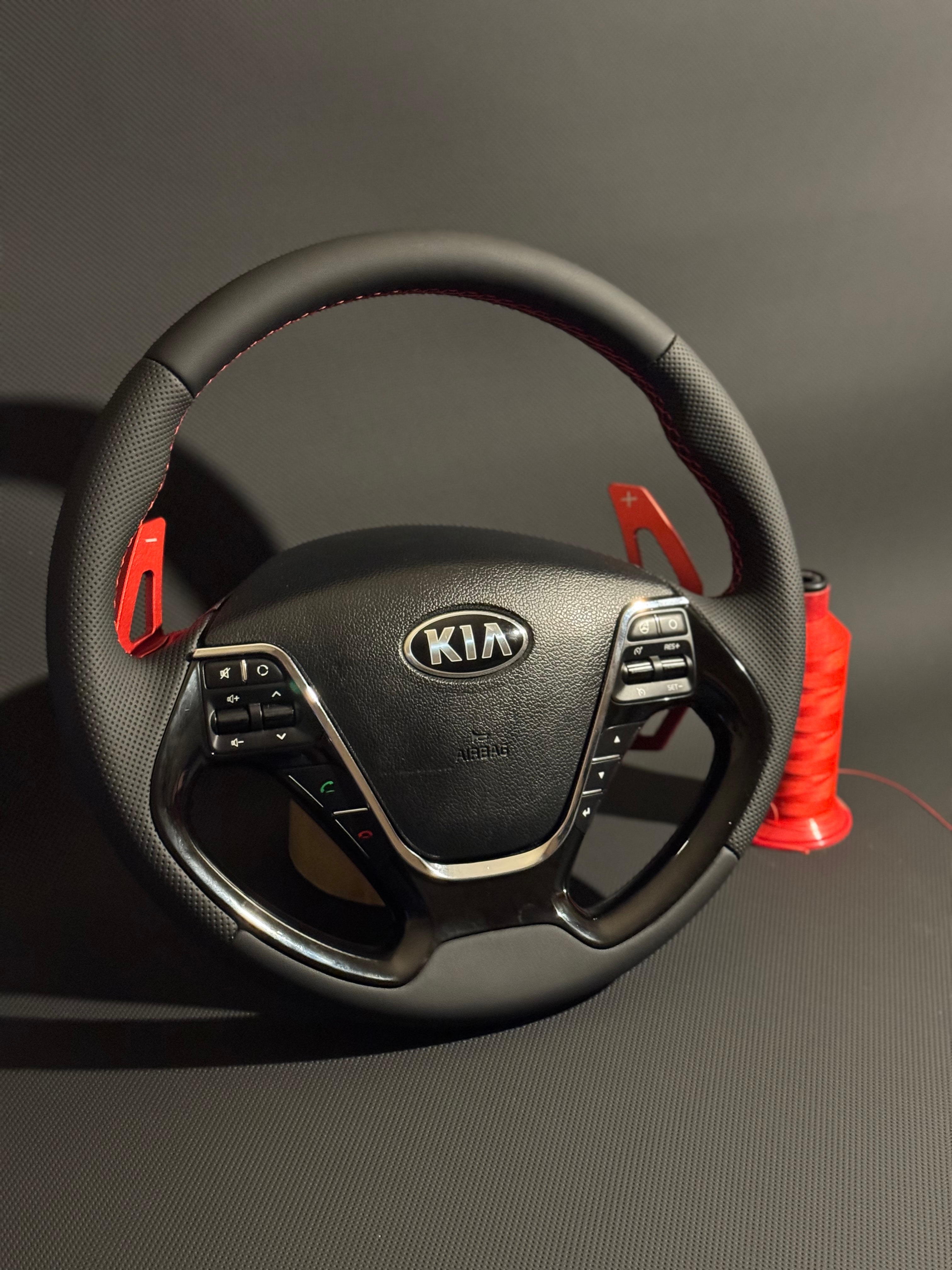 Kia Ceed 2017 Araca Uyumlu Dikmeli Direksiyon Kılıfı
