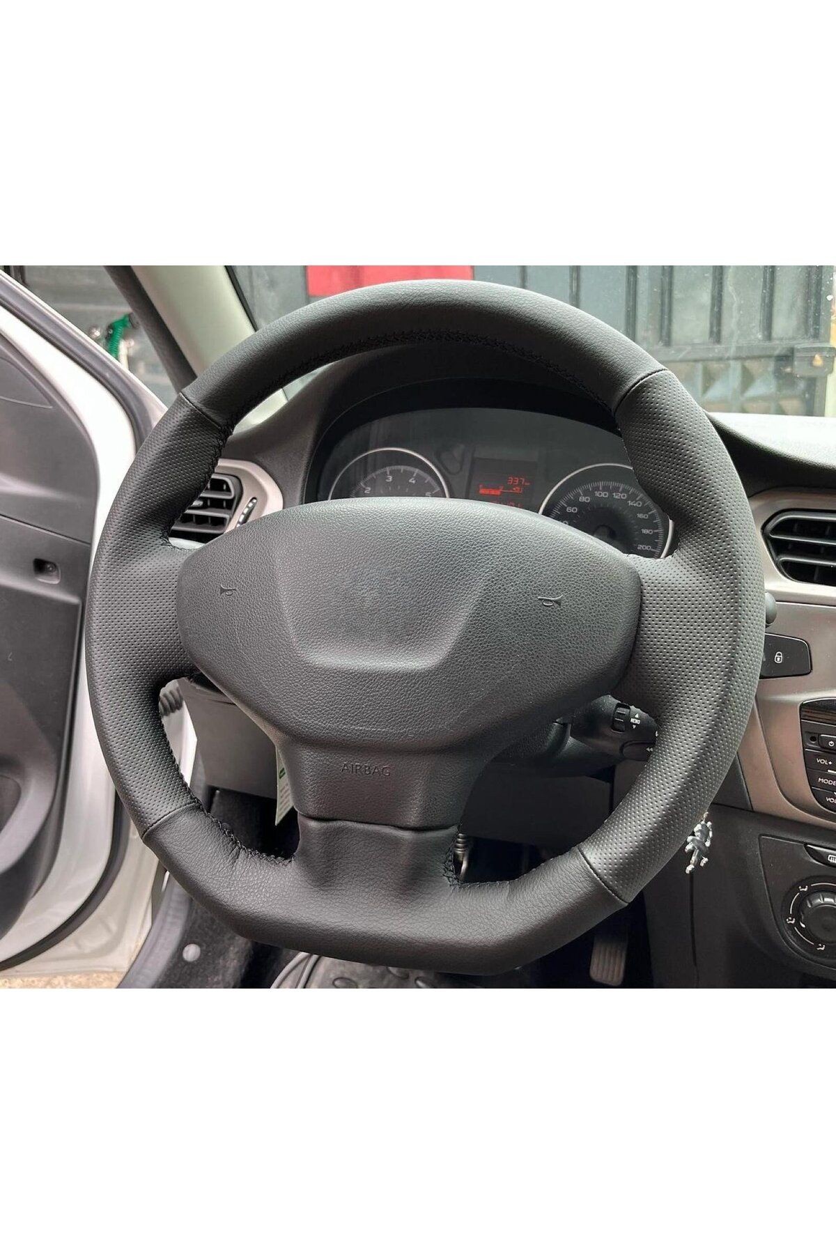 Peugeot 301 Araca Özel Dikmeli Direksiyon Kılıfı(AÇIKLAMAYI OKUYNUZ)