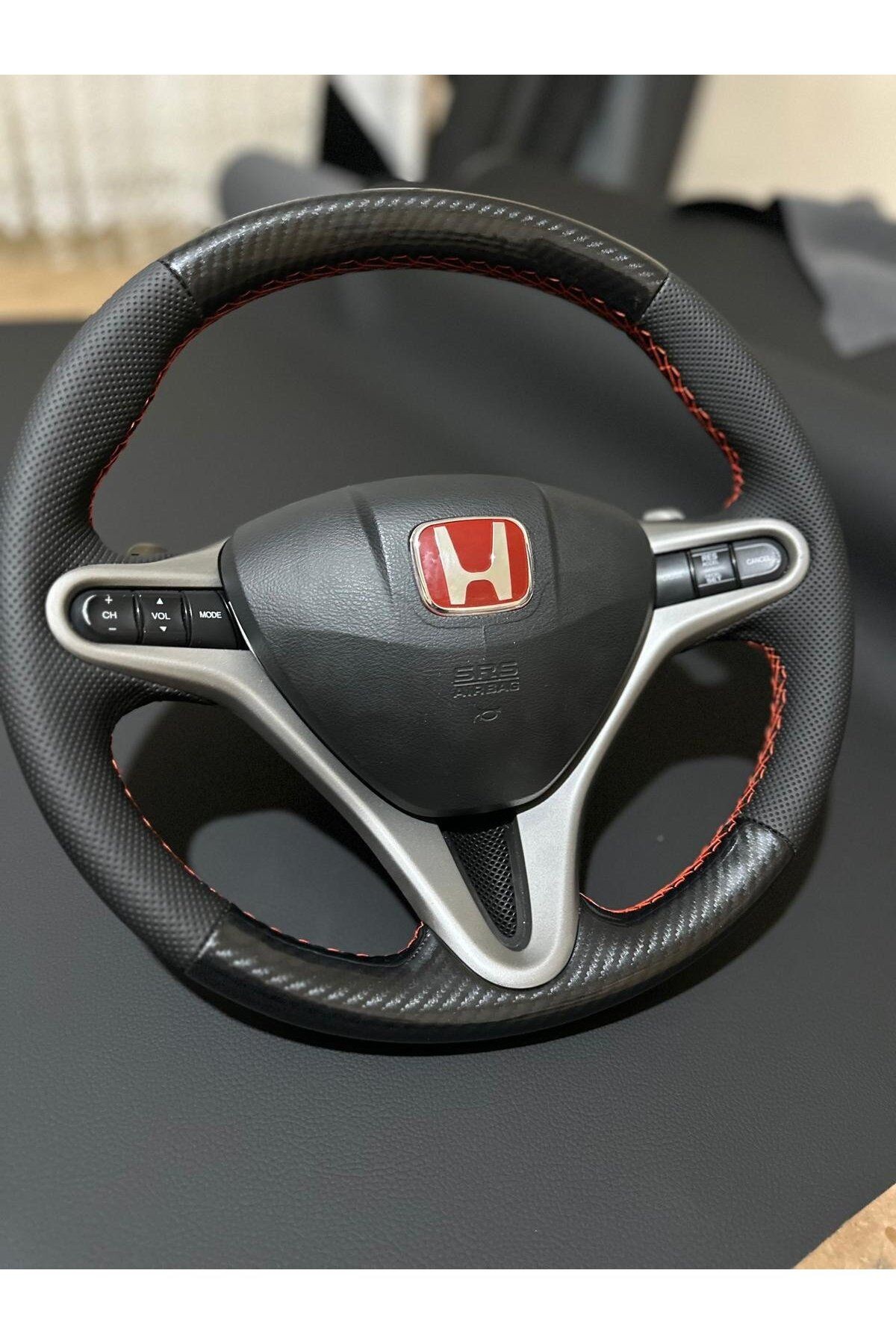 HONDA FD6 ARACA ÖZEL DİREKSİYON KILIFI (NOKTALI-MİCROFİBERCARBON)