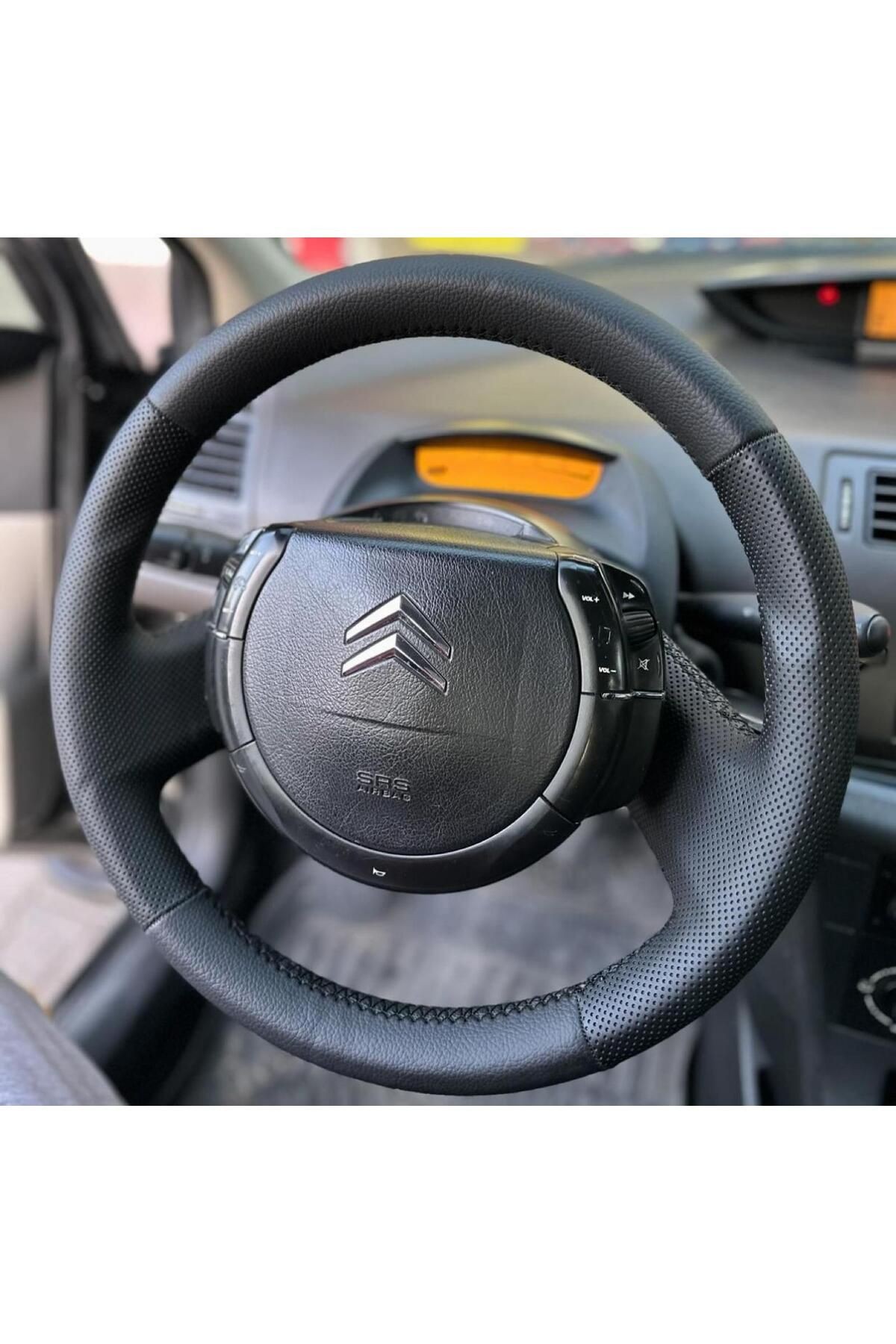 Fiat Egea Üniversal Dikmeli Direksiyon Kılıfı (NOKTALI-CARBON KIRMIZI YÜZÜKLÜ)açıklamayı Okuynz