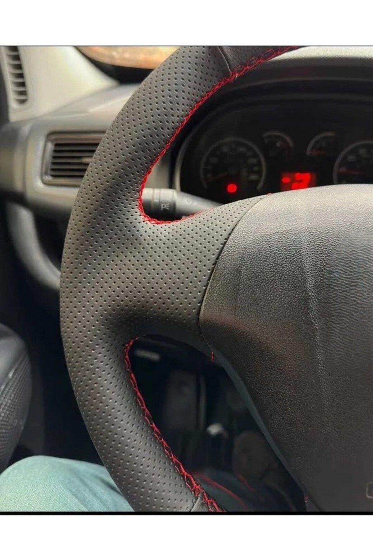 Fiat Fiorino Araca Özel Direksiyon Kılıfı (TUŞSUZ DİREKSİYON) (AÇIKLAMAYI OKUYNUZ)