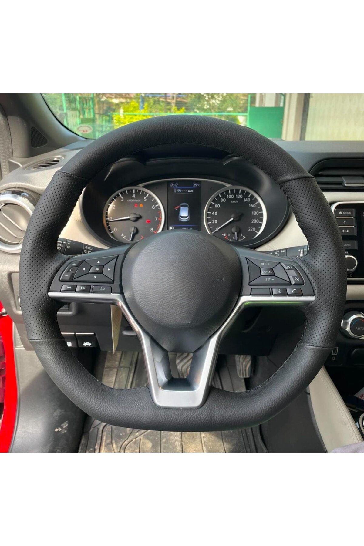 Nissan Xtrail 2017-2020 Uyumlu Araca Özel Deri Direksiyon Kılıfı(AÇIKLAMAYI OKUYNZ)