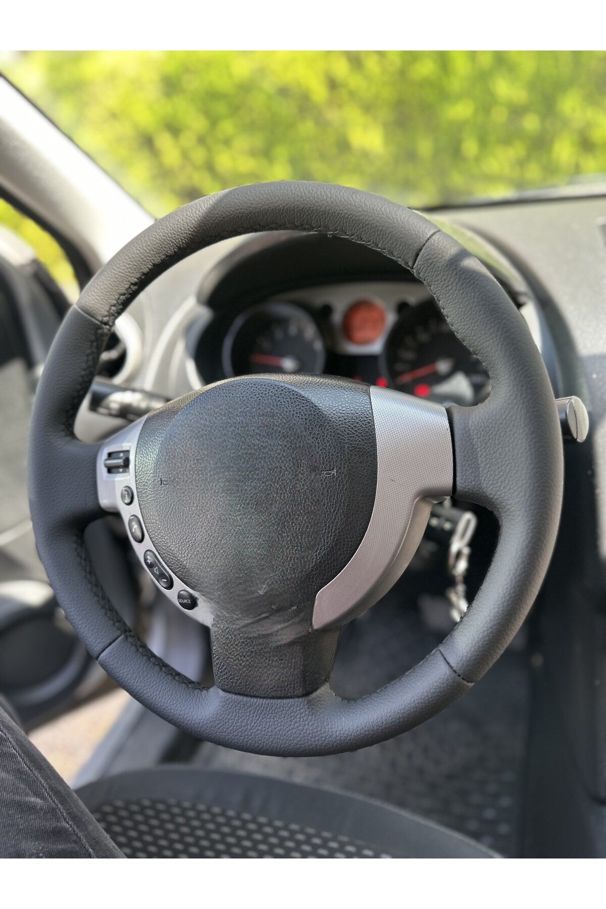 Nissan Qashqai Araca Özel Dikmeli direksiyon Kılıfı-2008-11-(AÇIKLAMAYI OKUYUNUZ)
