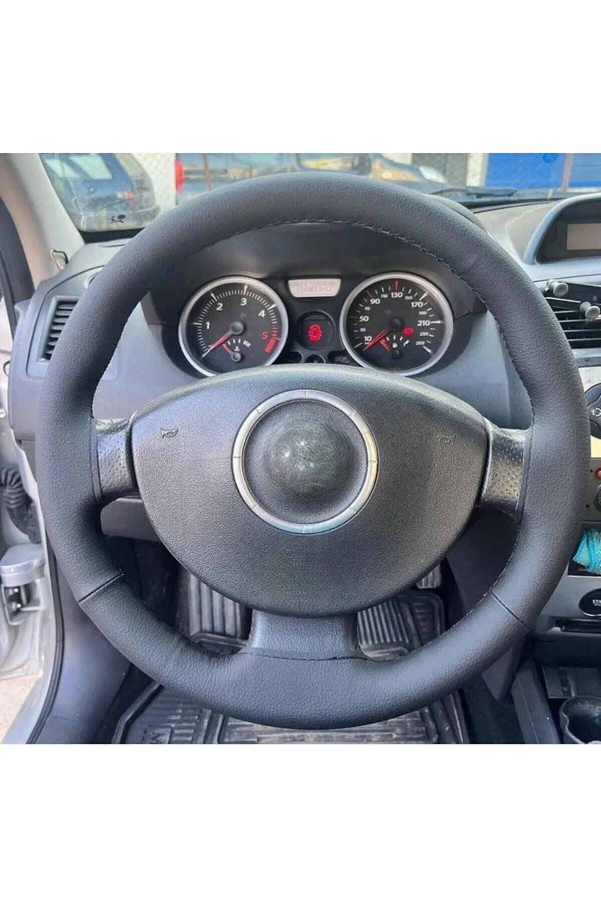 RENAULT MEGANE 2 ÜNİVERSAL DİKMELİ DİREKSİYON KILIFI(AÇIKLAMAYI OKUYNZ