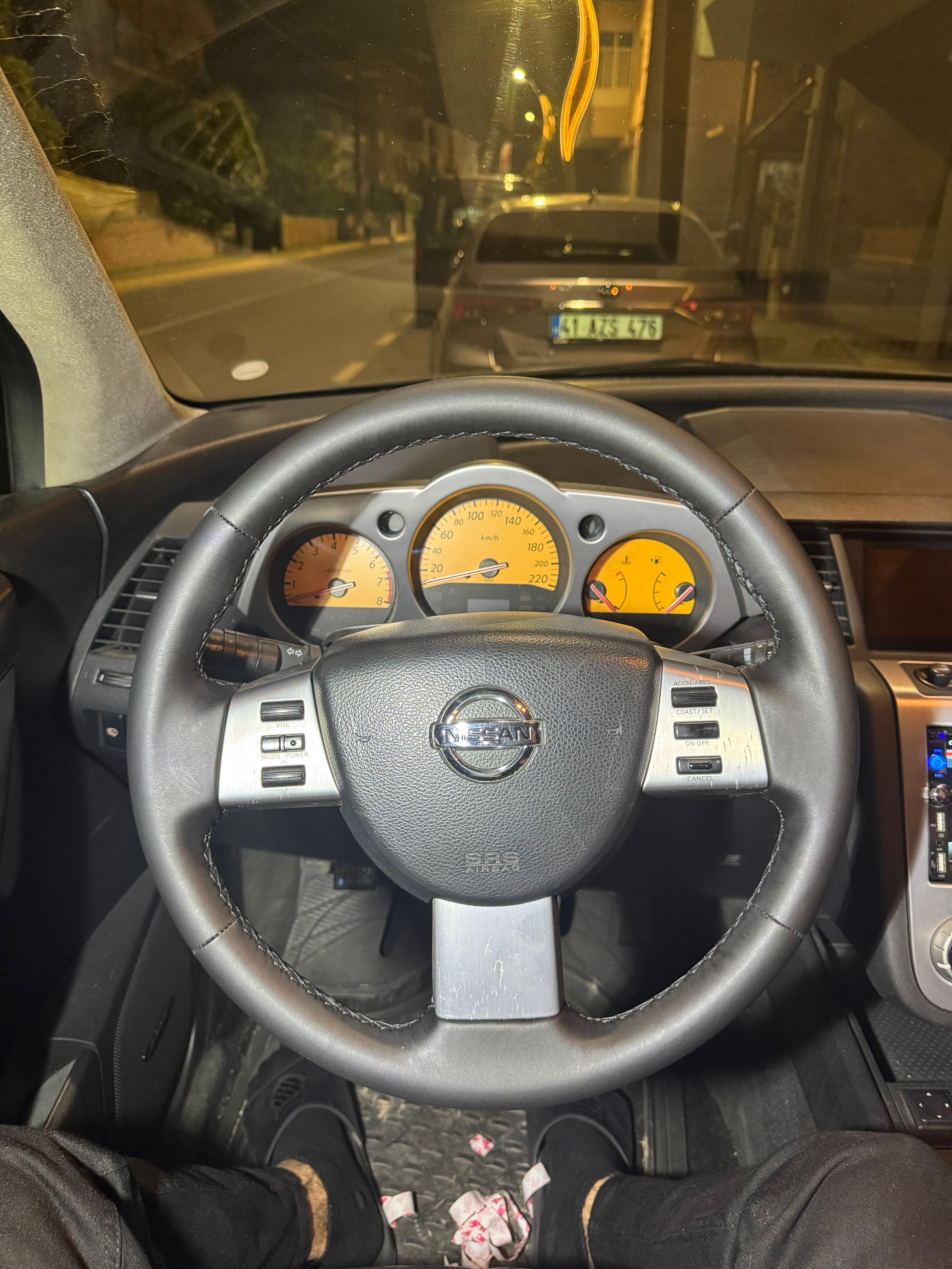 Nissan Murano Araca Uyumlu Dikmeli direksiyon kılıfı 