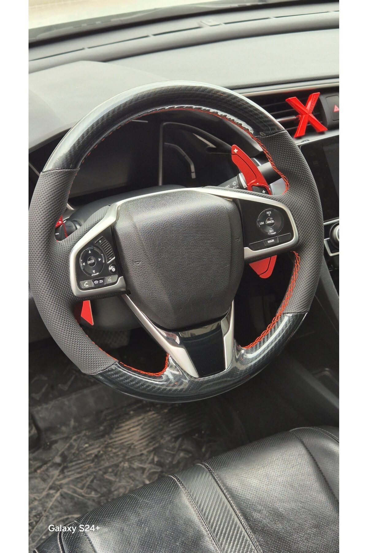 HONDA FC5 ARACA ÖZEL DİKMELİ DİREKSİYON KILIFI MİCROFİBERCARBONLU(AÇIKLAMAYI OKUYUNZ)