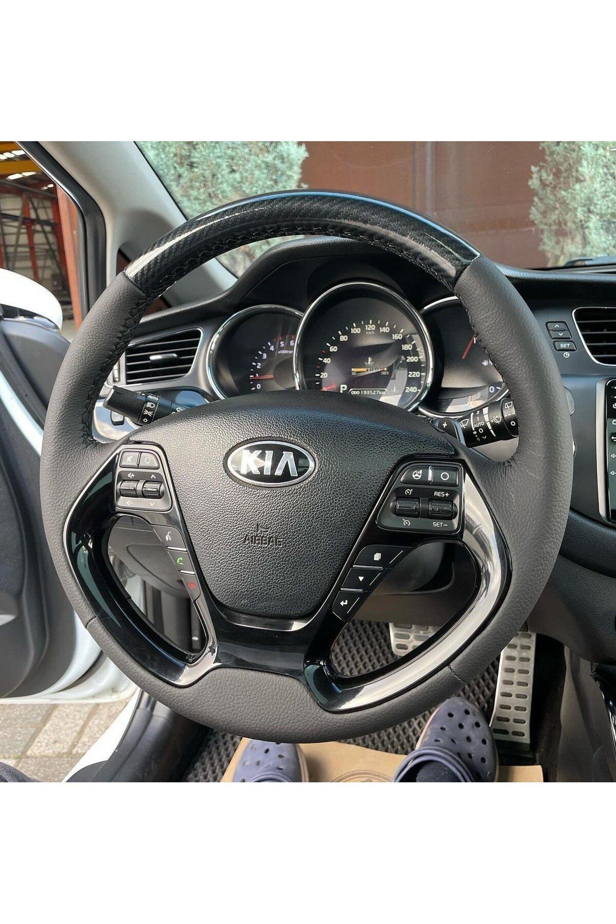 KİA CEED - CERATO ARACA ÖZEL DİKMELİ DİREKSİYON KILIFI(AÇIKLAMAYI OKUYUNUZ)