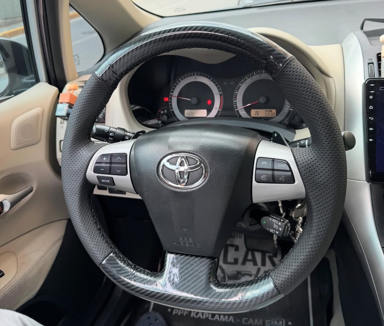 Toyota 2012(Auris, Corolla) Araca Özel Dikmeli Direksiyon Kılıfı