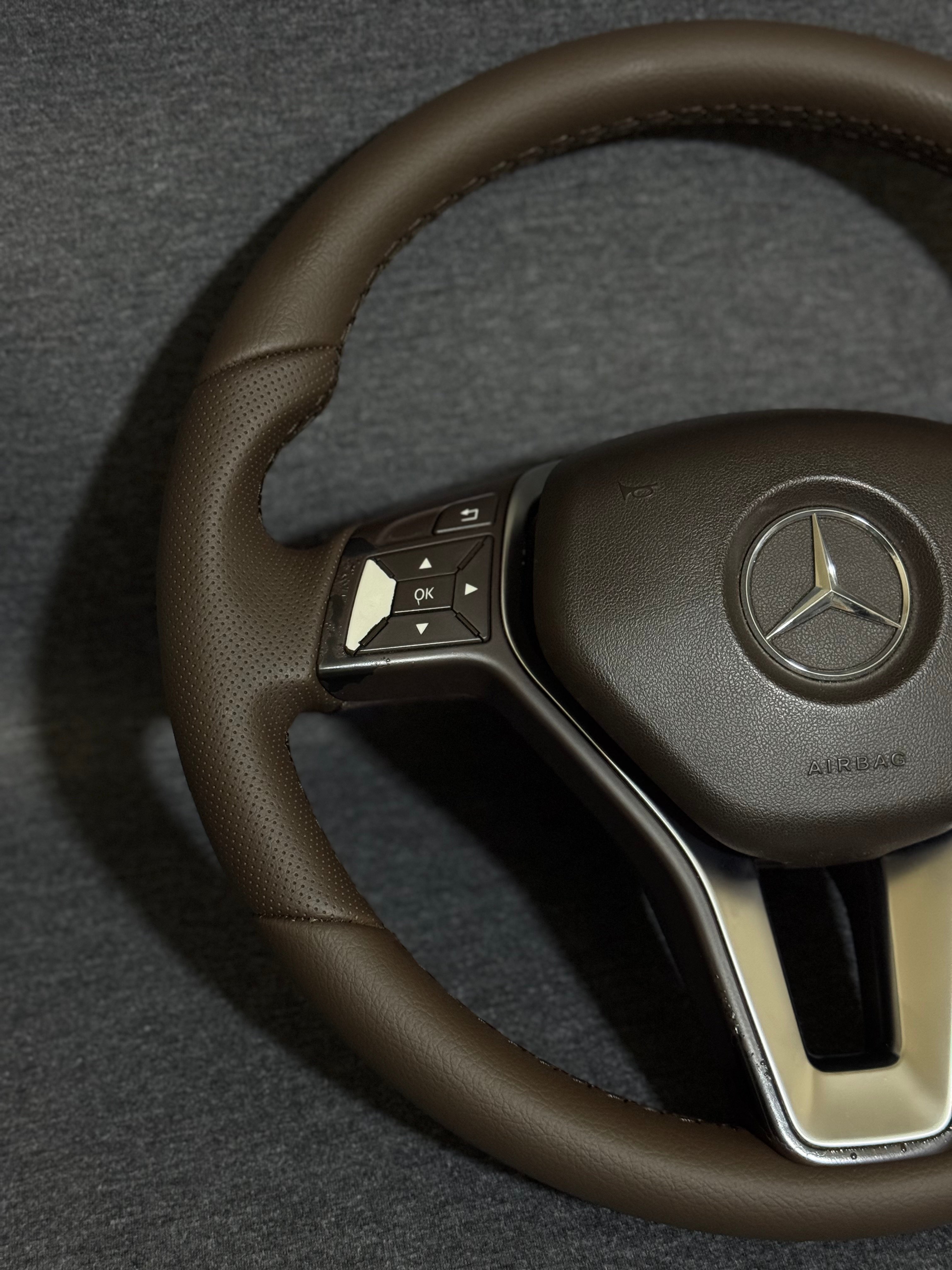 Mercedes E180 Araca Özel Dikmeli Direksiyon Kılıfı