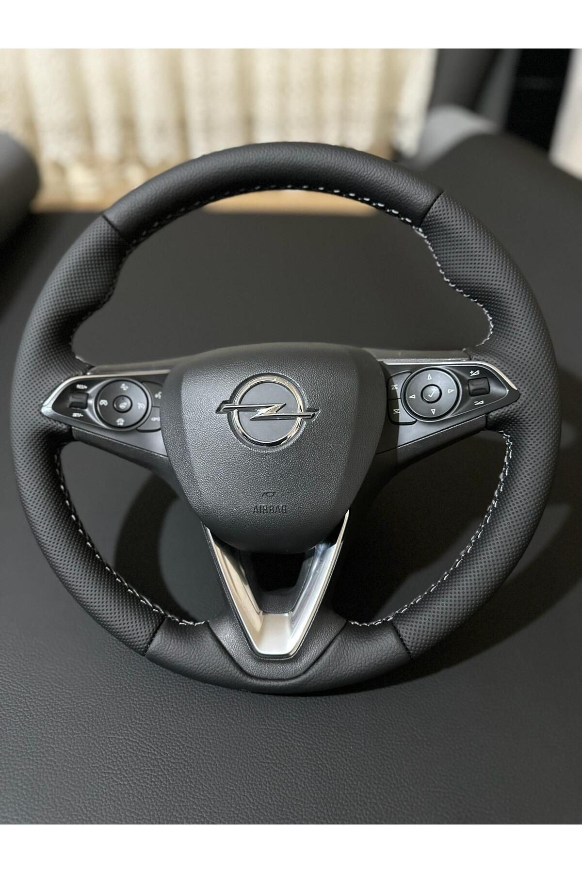OPEL İNSİGNİA ARACA ÖZEL Uyumlu DİKMELİ DİREKSİYON KILIFI