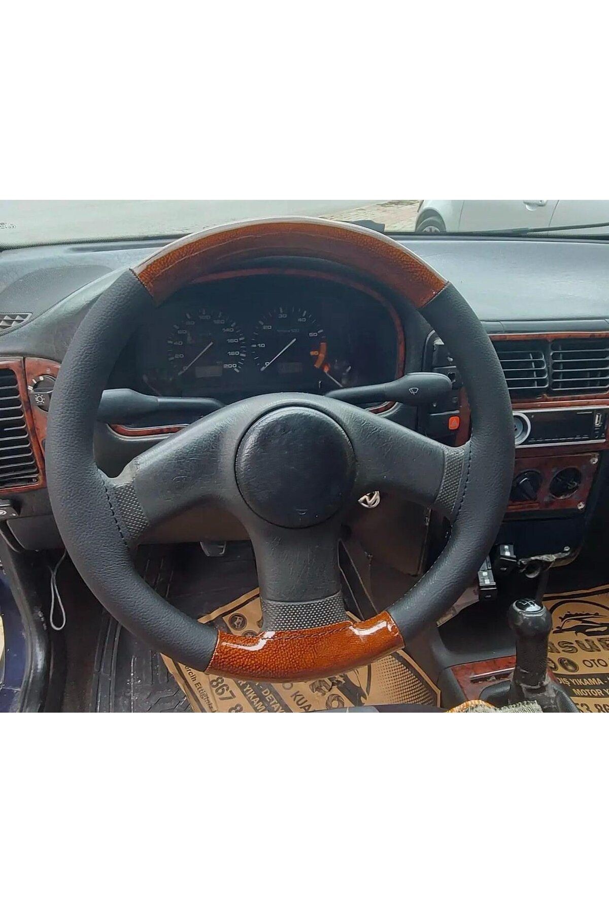 VOLKSWAGEN POLO 98 ÜNİVERSAL DİKMELİ DİREKSİYON KILIFI MİCROFİBERAHŞAP (AÇIKLAMAYI OKYNZ)