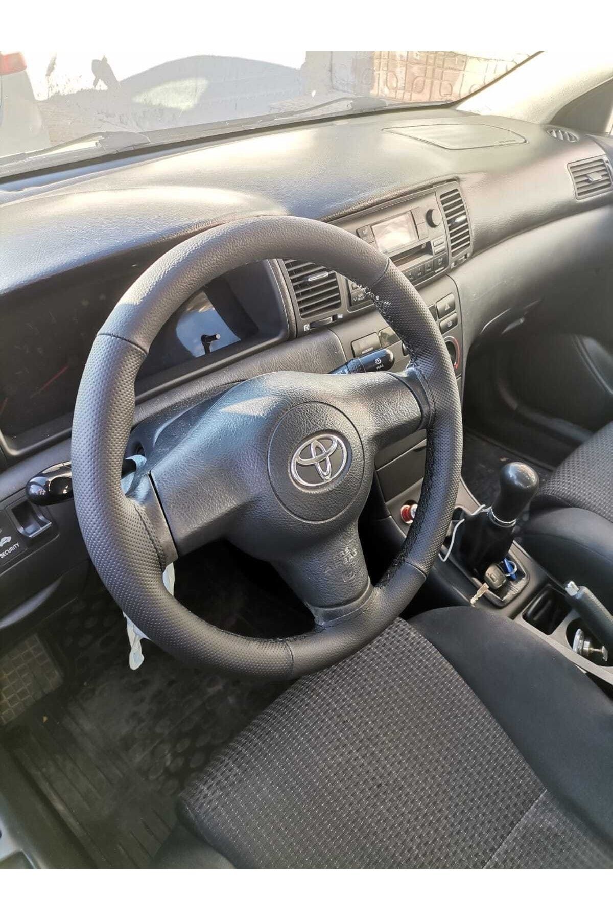 Toyota Corolla 2003-2007 Üniversal Dikmeli Direksiyon Kılıfı