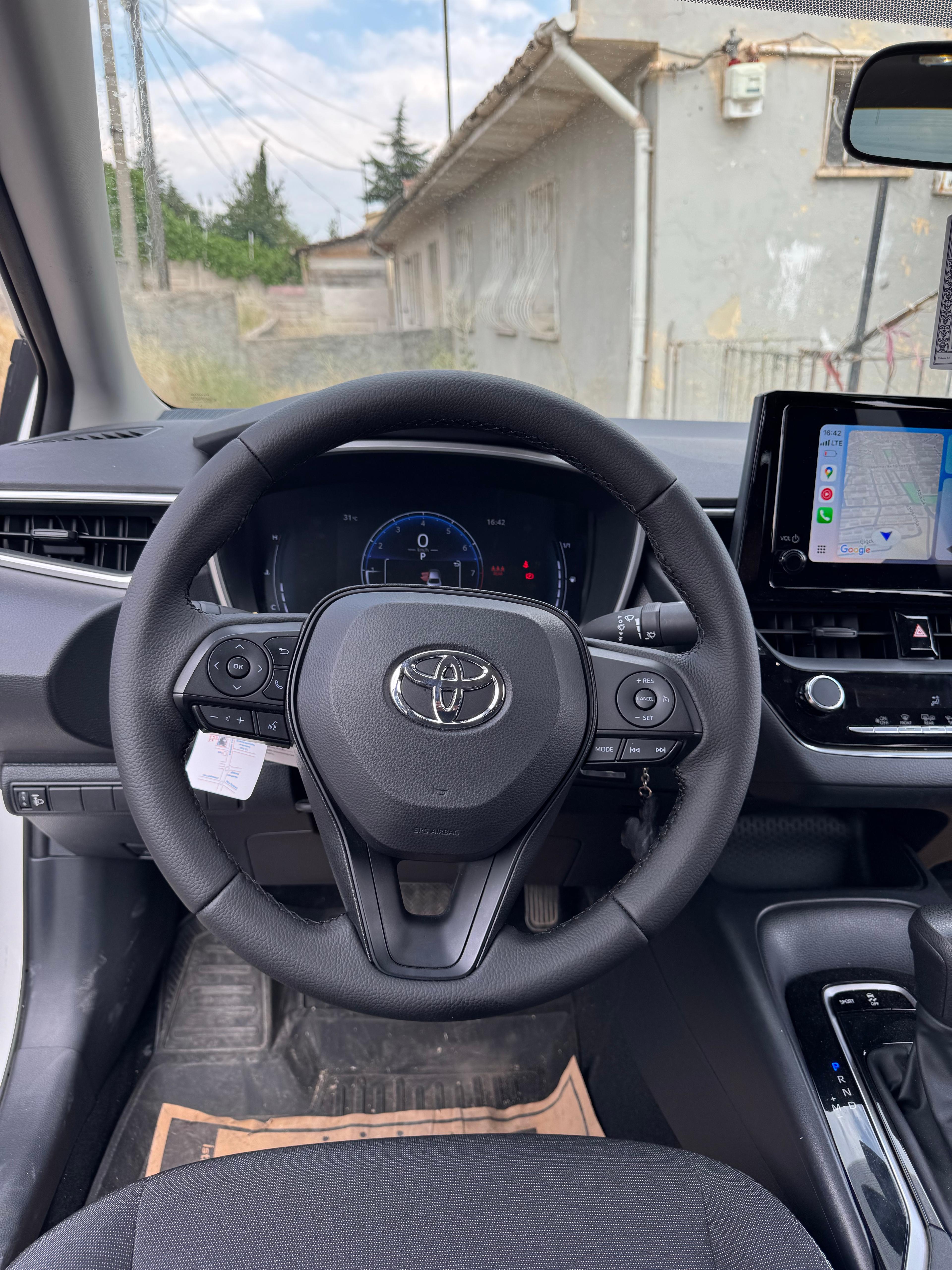 Toyota Corolla 2019-2024 Araca Özel Dikmeli Direksiyon Kılıfı