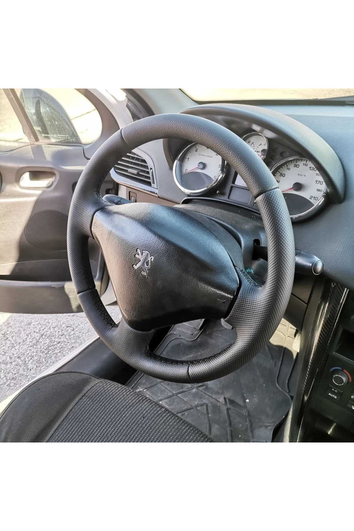 Toyota Corolla 2013-2018 Araca Özel Direksiyon Kılıfı