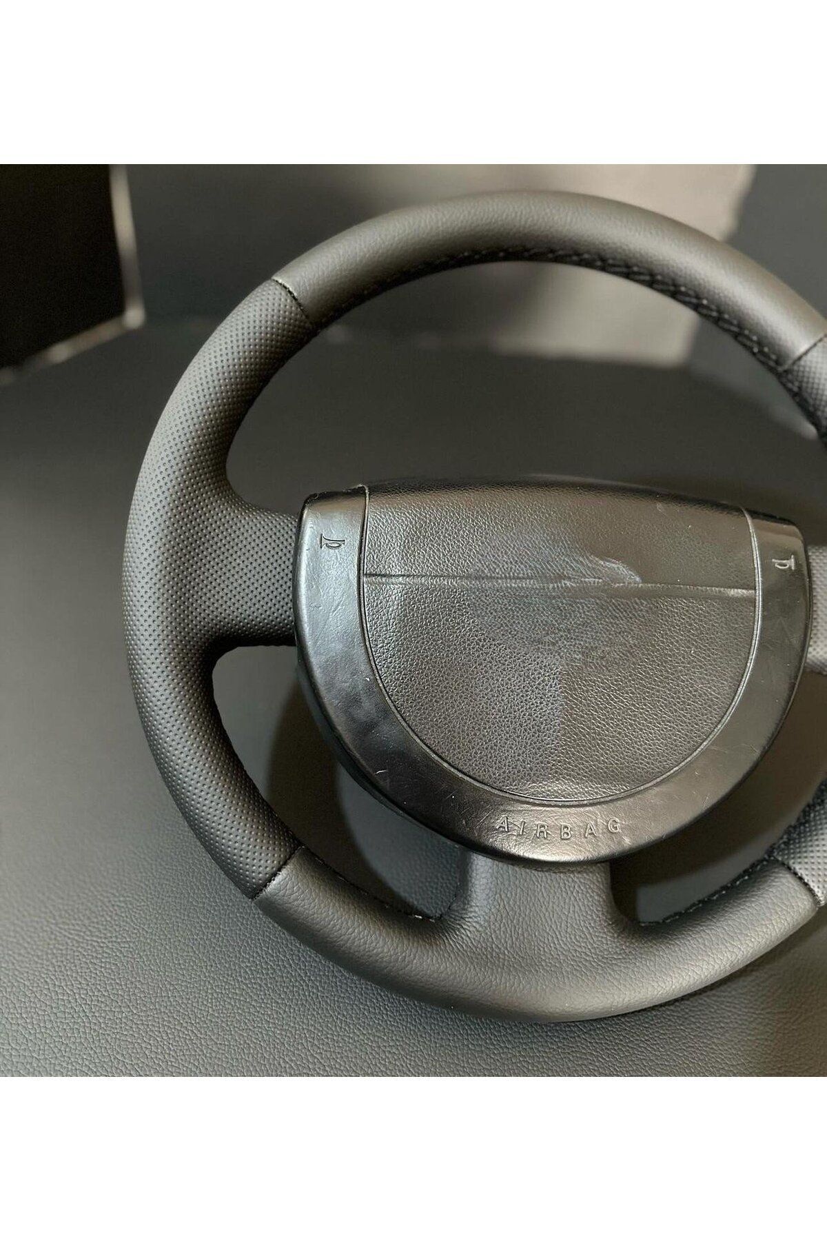 Ford Connect- Fiesta 2004 Araca Özel Dikmeli Direksiyon Kılıfı(ÇIKINTISIZ-AÇIKLAMAYI OKUYNZ)