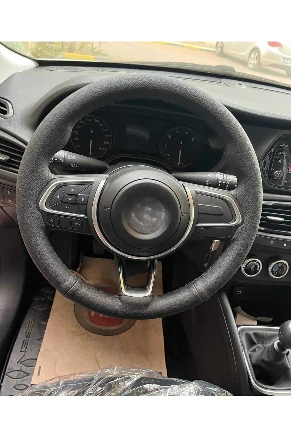 Üniversal Dikmeli Direksiyon Kılıfı Fiat Egea Easy Plastik Direksiyon İçin Uyumlu