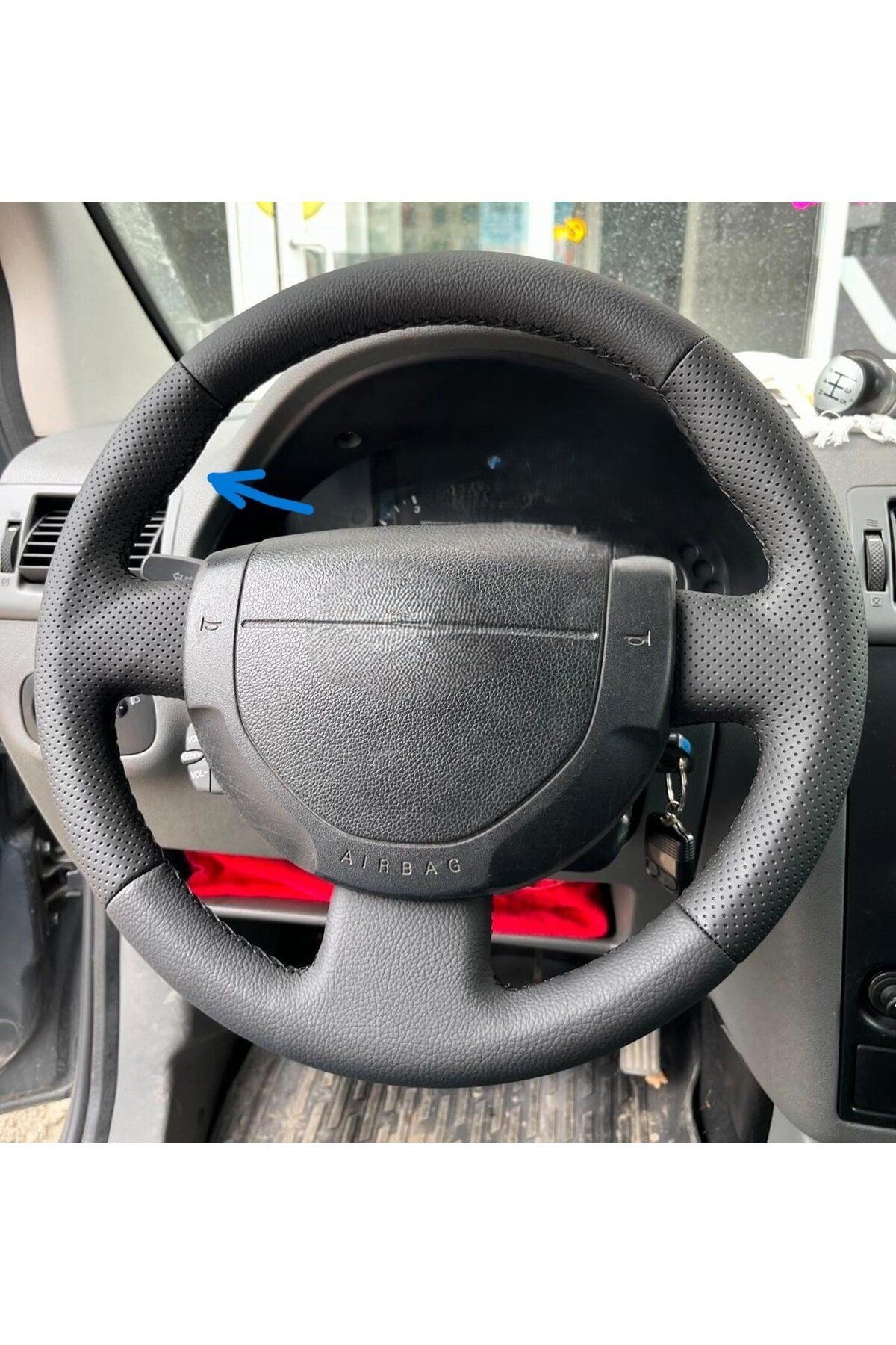 FORD FİESTA- CONNECT ARACA ÖZEL DİKMELİ DİREKSİYON KILIFI(SPOR MODEL)