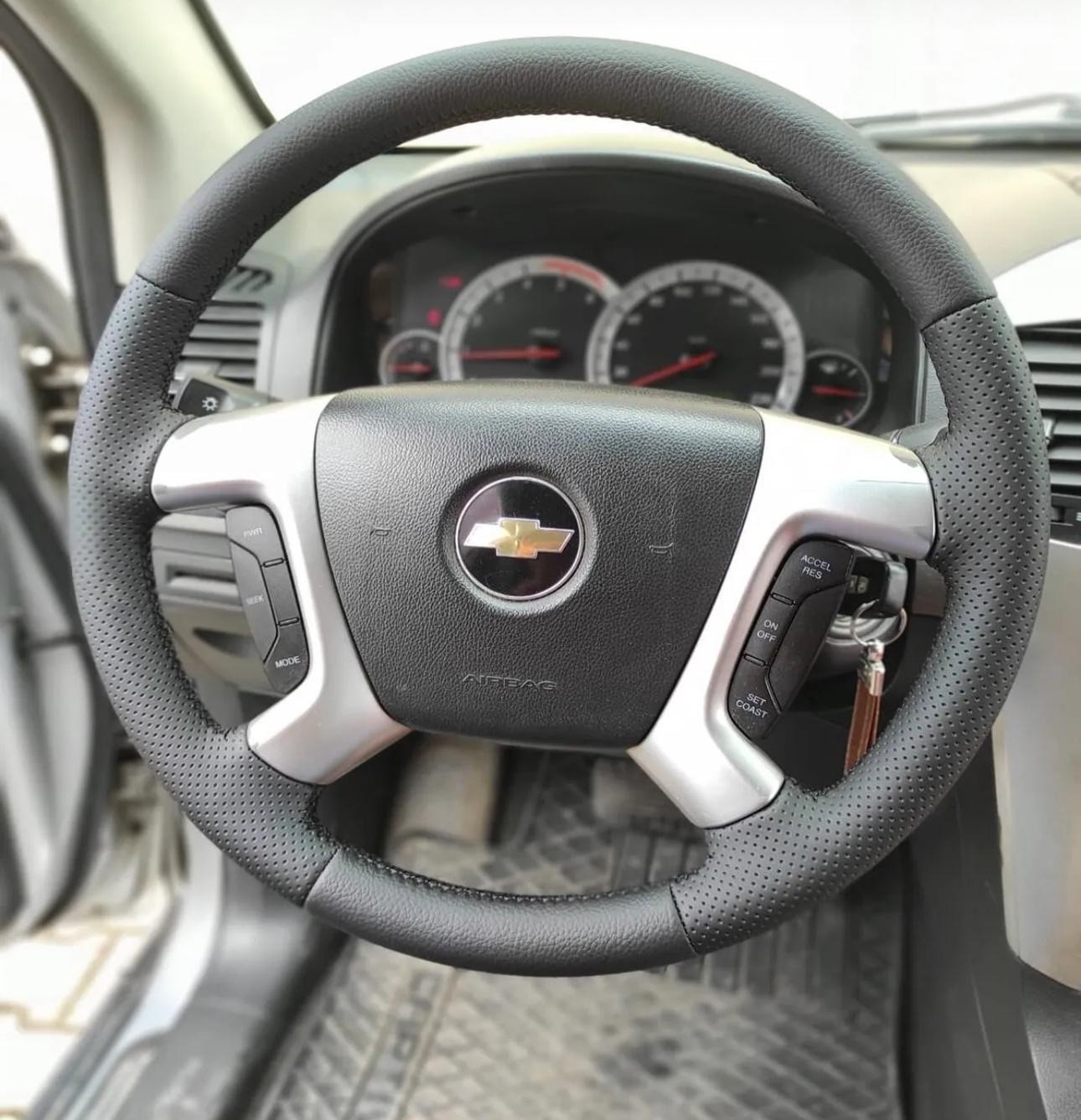 Chevrolet captiva 2011 Araca özel Dikmeli Direksiyon Kılıfı(spor model)