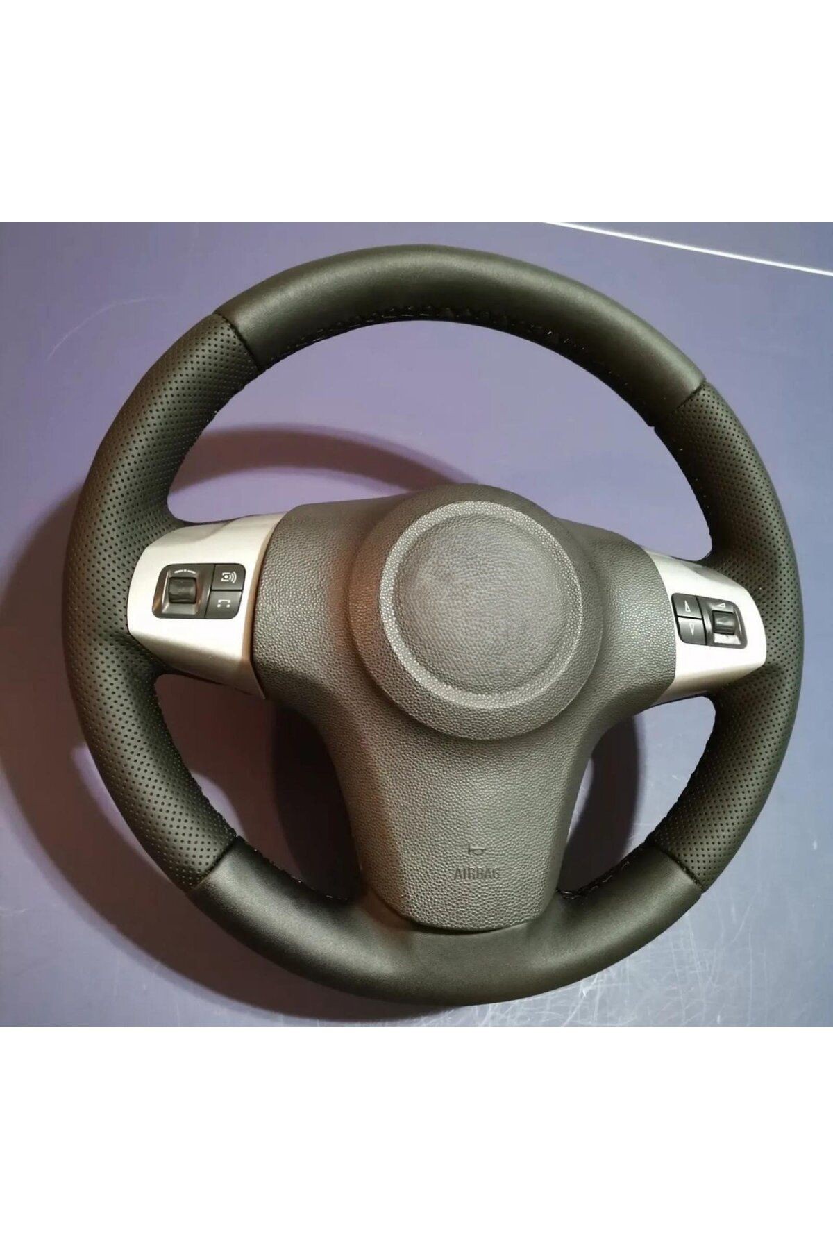 Opel Corsa D Araca Özel Dikmeli Direksiyon Kılıfı (TUŞLU DİREKSİYON)açıklamayı Okuynz