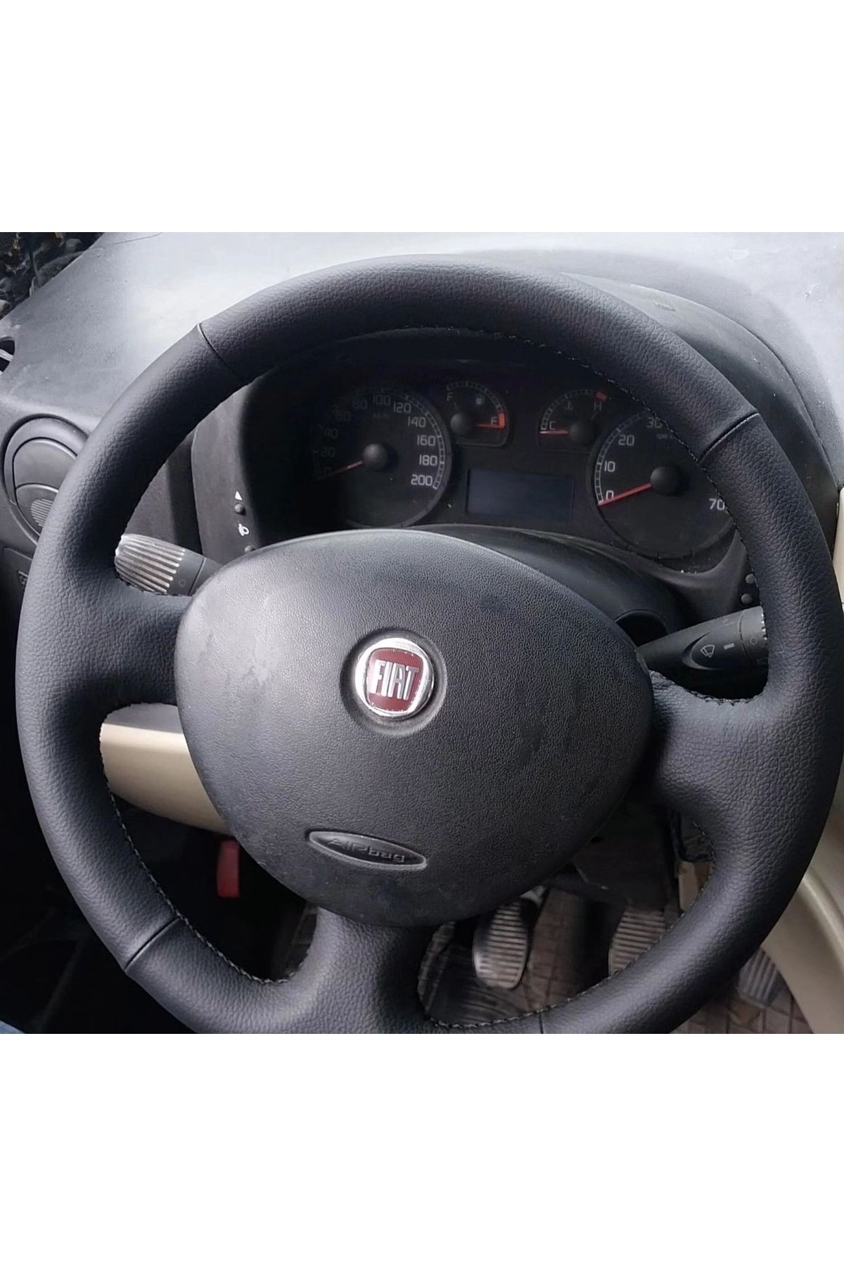 FİAT DOBLO ARACA ÖZEL DİKMELİ DİREKSİYON KILIFI (TORPİDO DESEN DERİ)