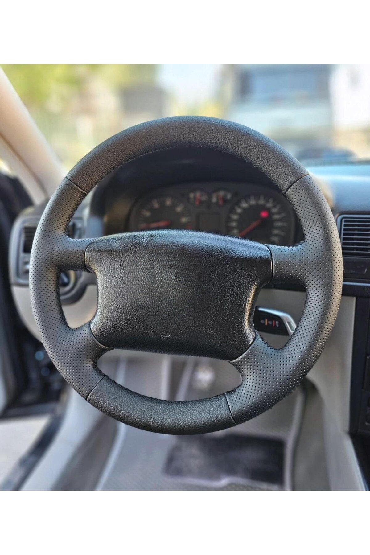 VOLKSWAGEN TRANSPORTER T5 ARACA ÖZEL DİKMELİ DİREKSİYON KILIFI(AÇIKLAMAYI OKUYNZ)