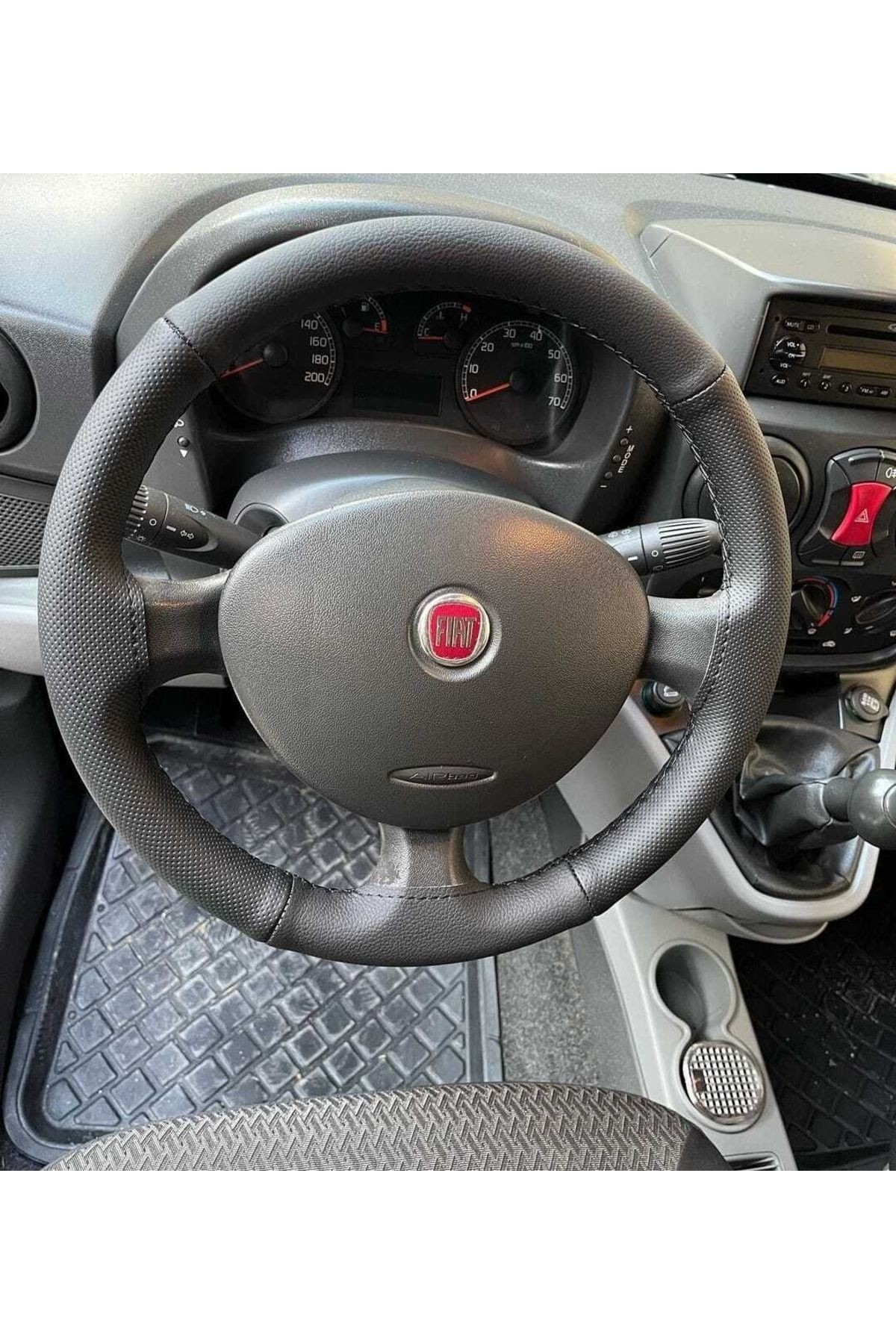 Fiat Doblo 2 Üniversal Dikmeli Direksiyon Kılıfı