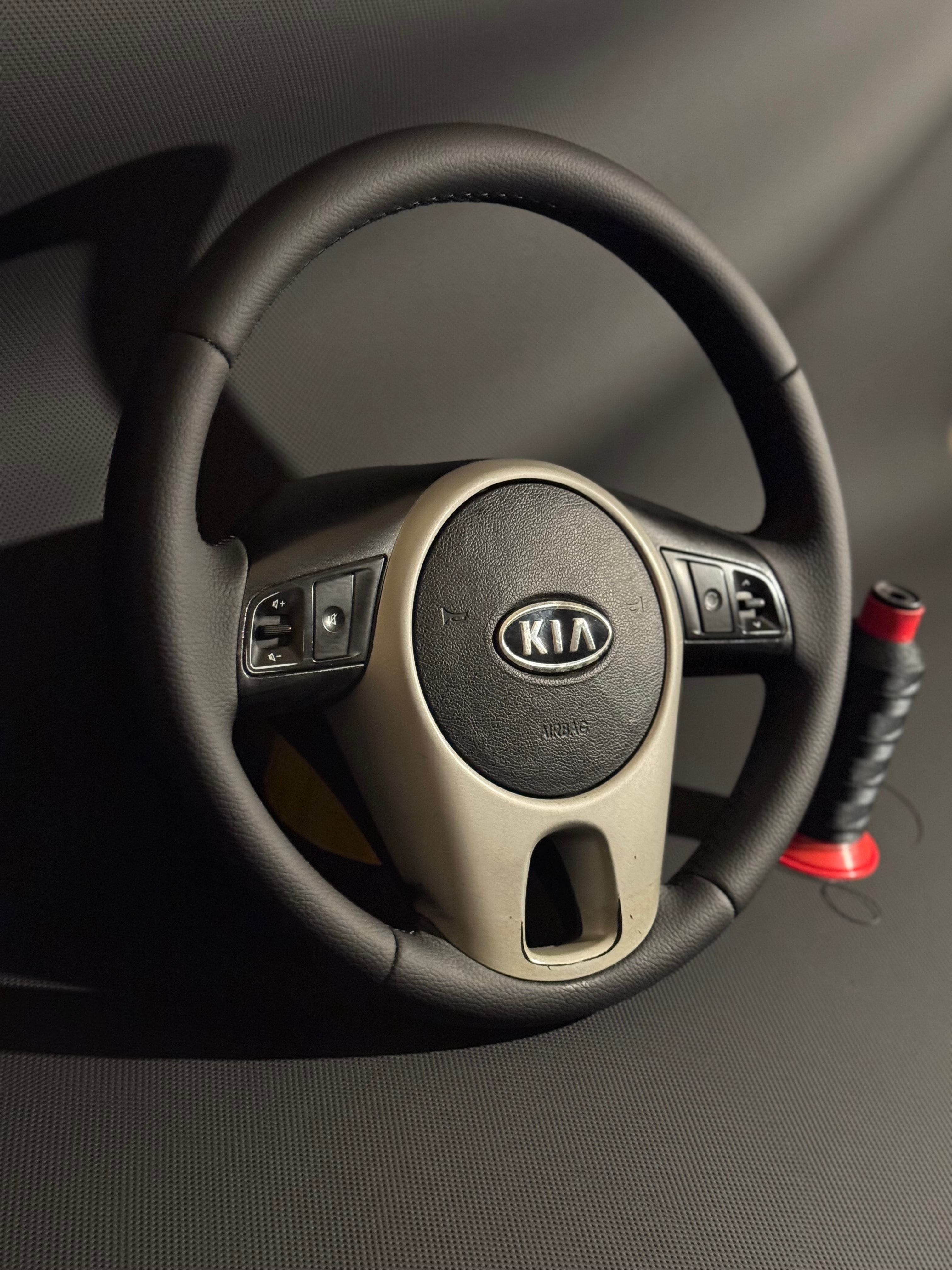 Kia Venga 2011 Araca Uyumlu Dikmeli Direksiyon Kılıfı 