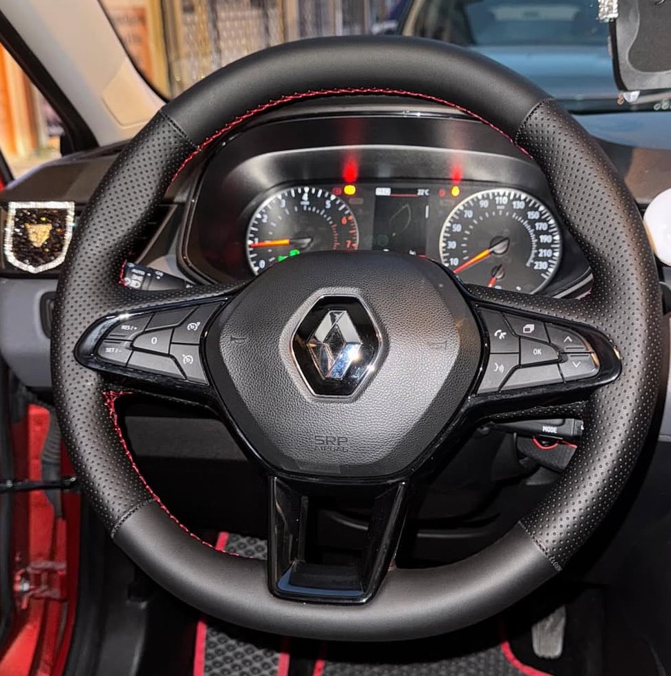 Renault Clio5 Araca Uyumlu Dikmeli Direksiyon Kılıfı 