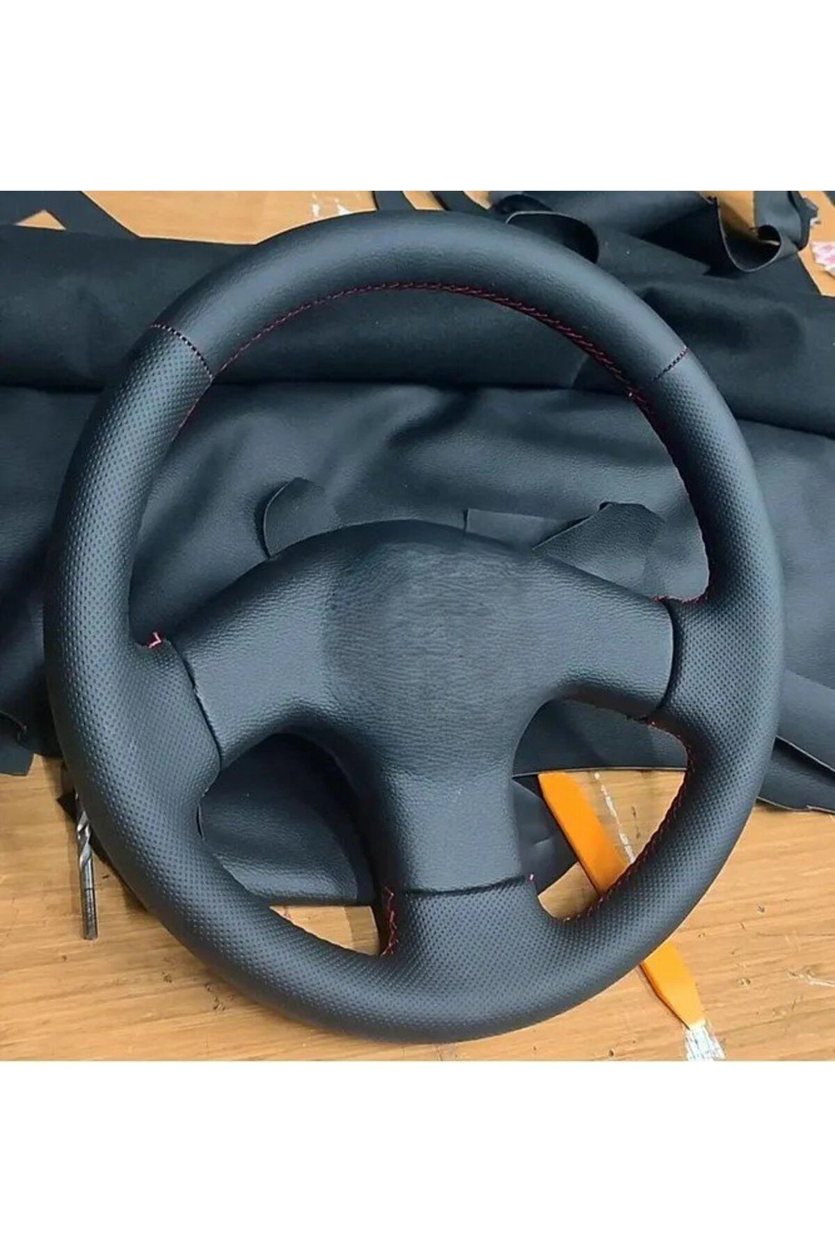 VOLKSWAGEN POLO 1998  Uyumlu ARACA ÖZEL DİKMELİ DİREKSİYON KILIFI (GÖBEK KAPLAMASI HARİÇ)