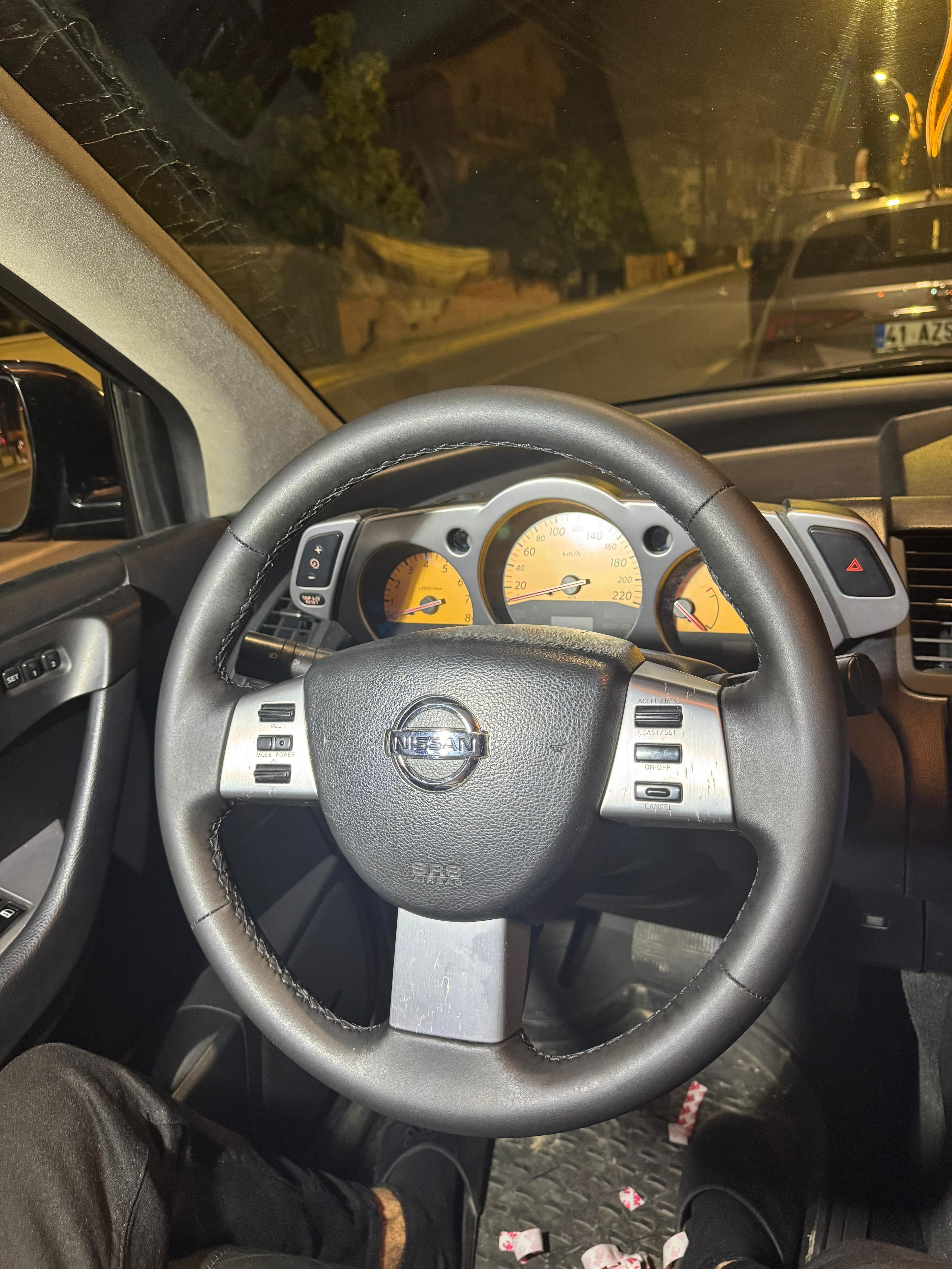 Nissan Murano Araca Uyumlu Dikmeli direksiyon kılıfı 