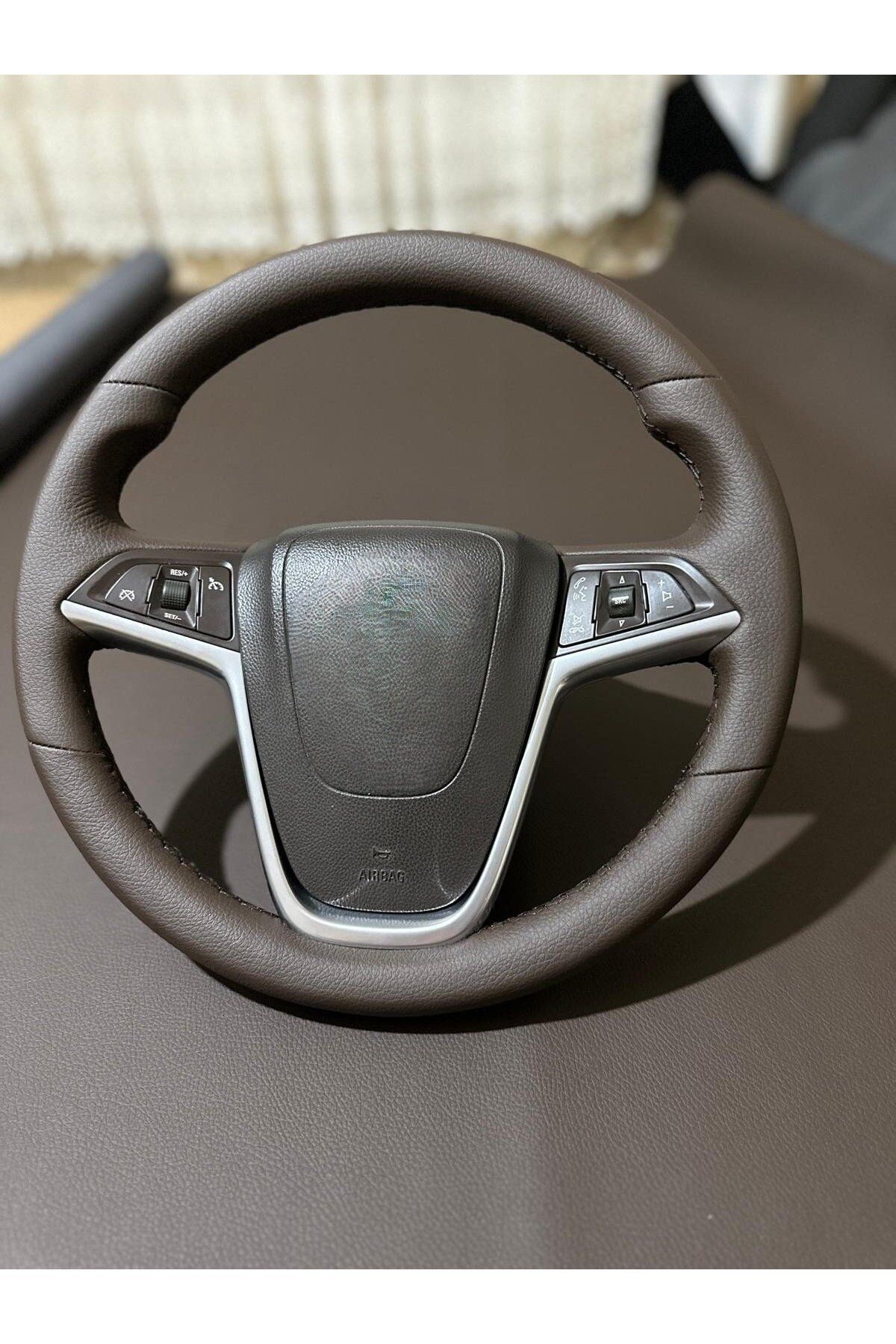 Opel Insignia Araca Özel Direksiyon Kılıfı (AÇIKLAMAYI OKUYNZ LÜTF)