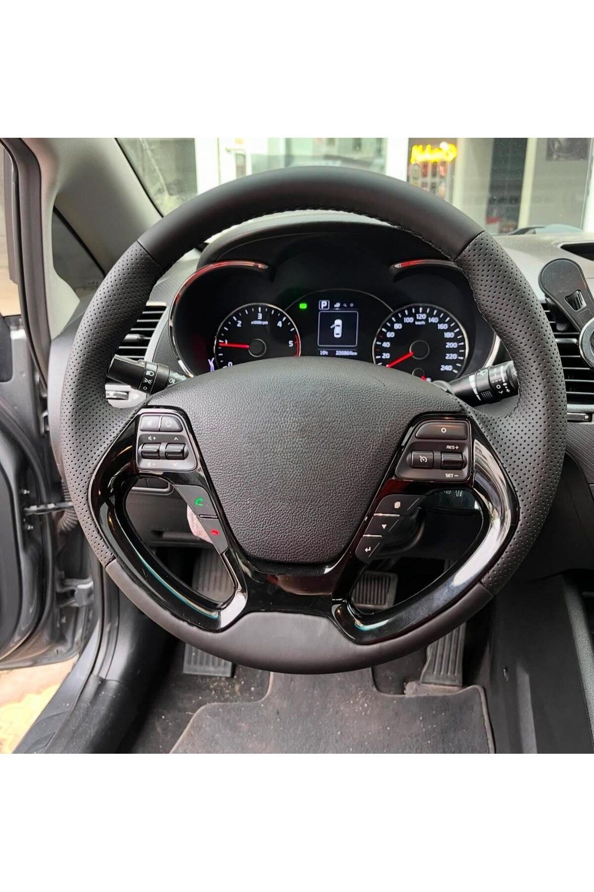 Kia Rio 2015-2016 Araca Özel Dikmeli Direksiyon Kılıfı(AÇIKLAMAYI OKUYUNUZ.)