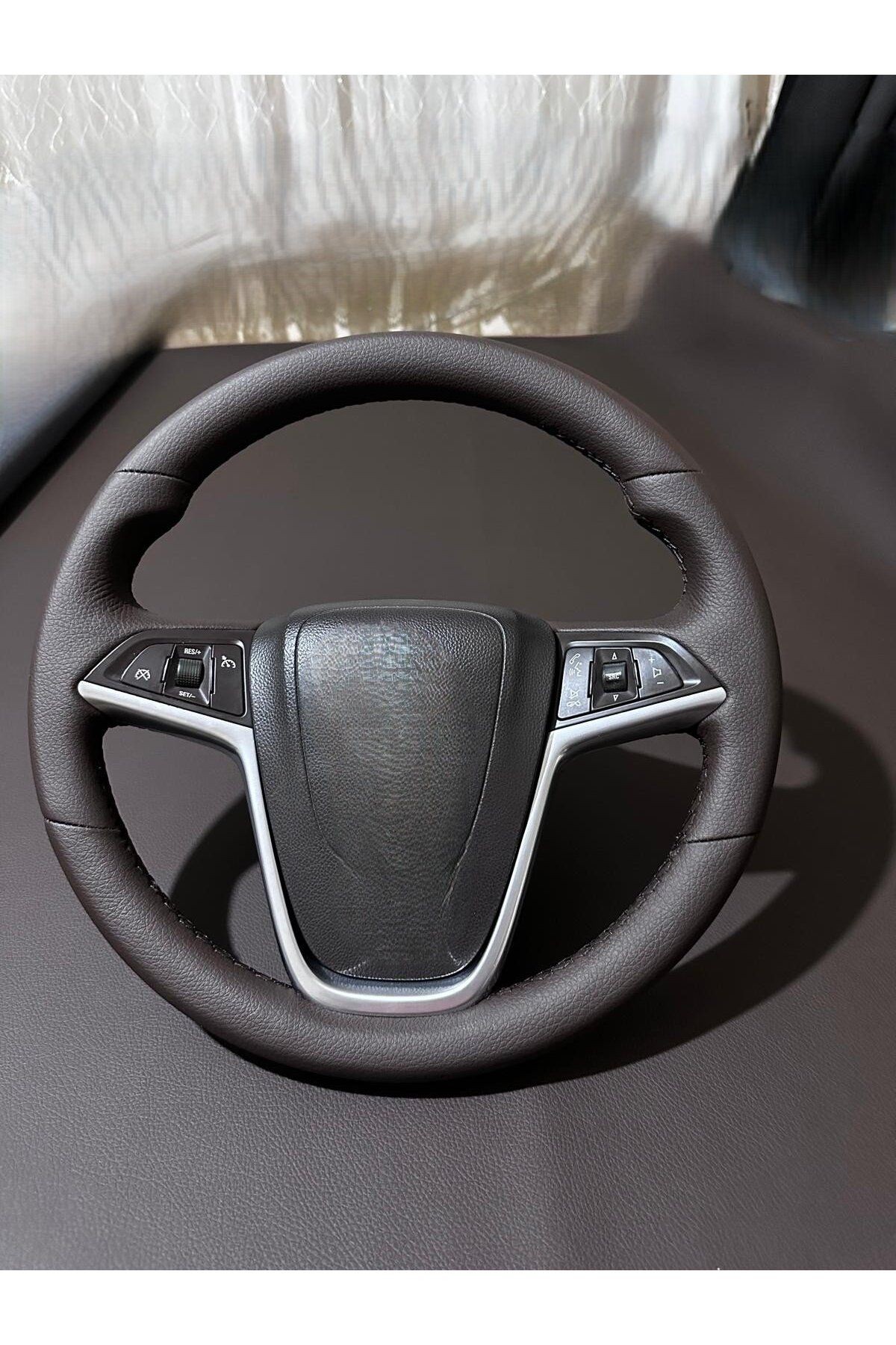 Opel Insignia Araca Özel Direksiyon Kılıfı (AÇIKLAMAYI OKUYNZ LÜTF)