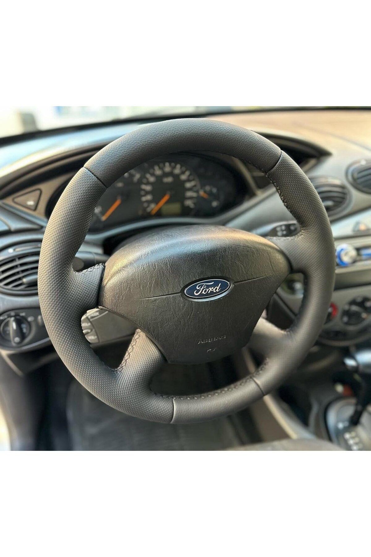 FORD FOCUS 1 ARACA ÖZEL DİKMELİ DİREKSİYON KILIFI (AÇIKLAMAYI OKUYUNZ)