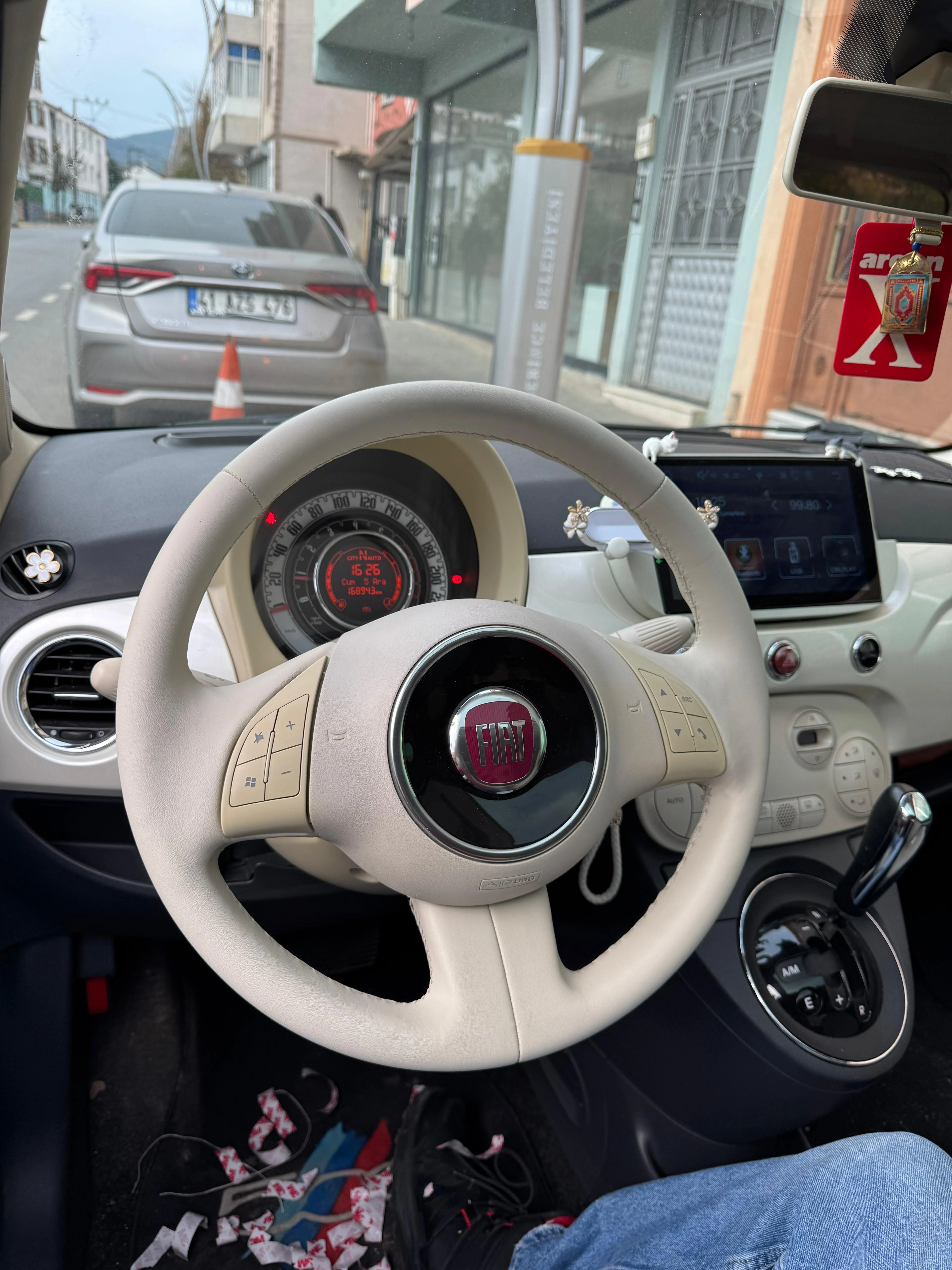 Giat 500 (2012) Araca Uyumlu Dikmeli Direksiyon Kılıfı