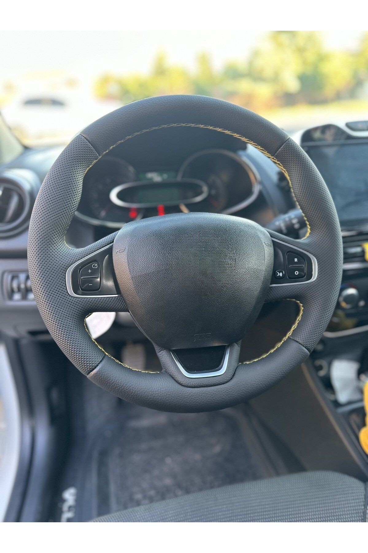 Renault Clio4,5 (Faz2)Araca Özel Dikmeli Direksiyon Kılıfı(AÇIKLAMAYI OKUYNZ)