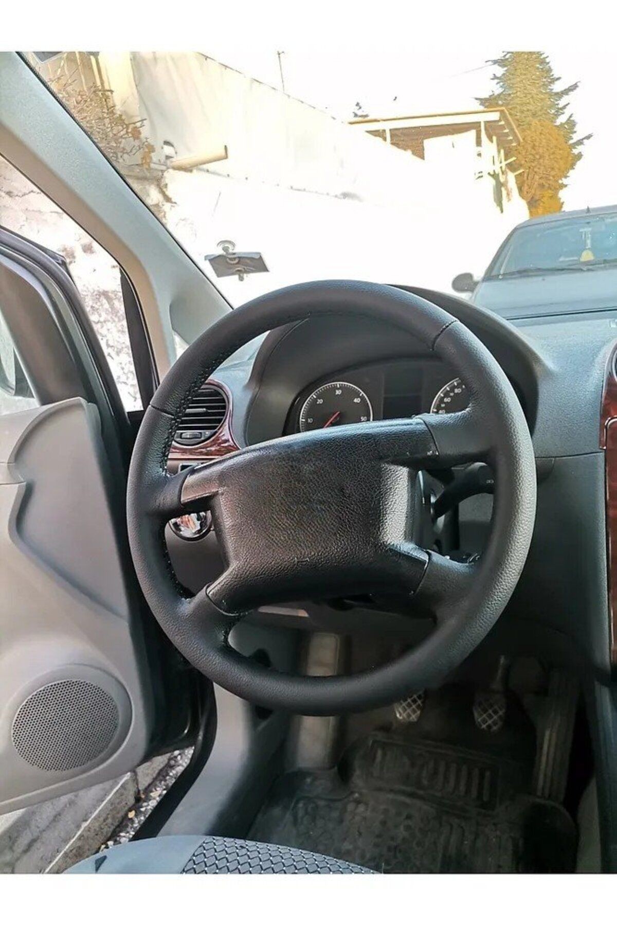 Volkswagen Caddy Araca Özel Direksiyon Kılıfı