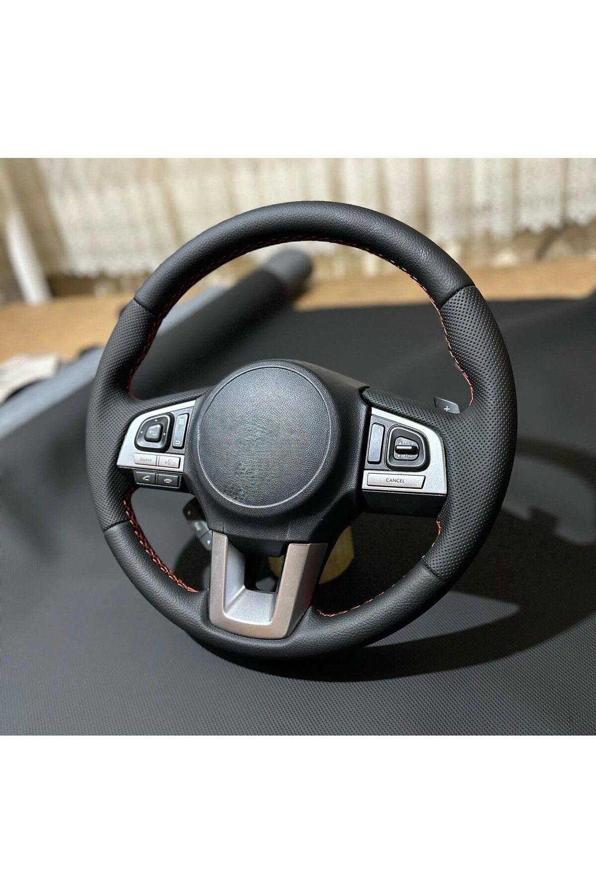 SUBARU FORESTER ARACA ÖZEL DİKMELİ DİREKSİYON KILIFI