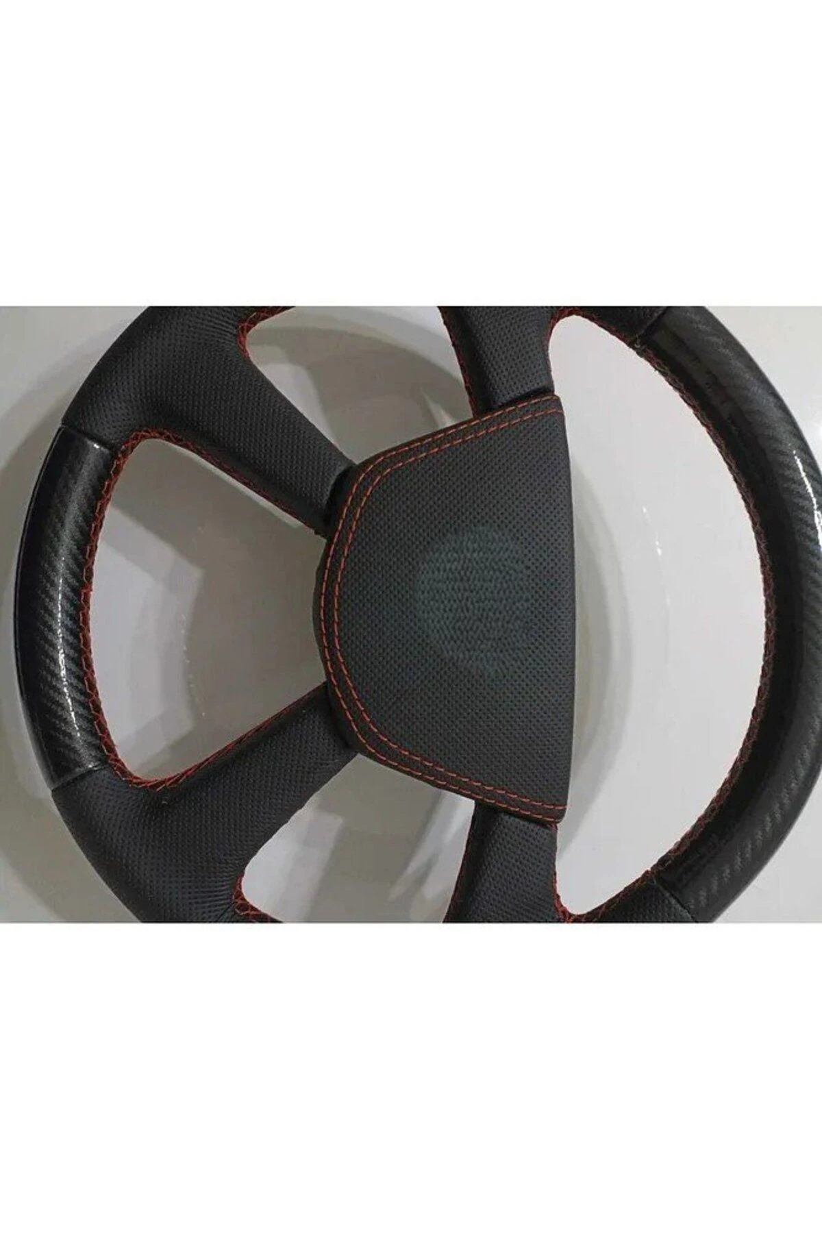 Fiat Tipo, Tempra Uyumlu Araca Özel Direksiyon Kılıfı (NOKTALI-MİCROFİBERCARBON)