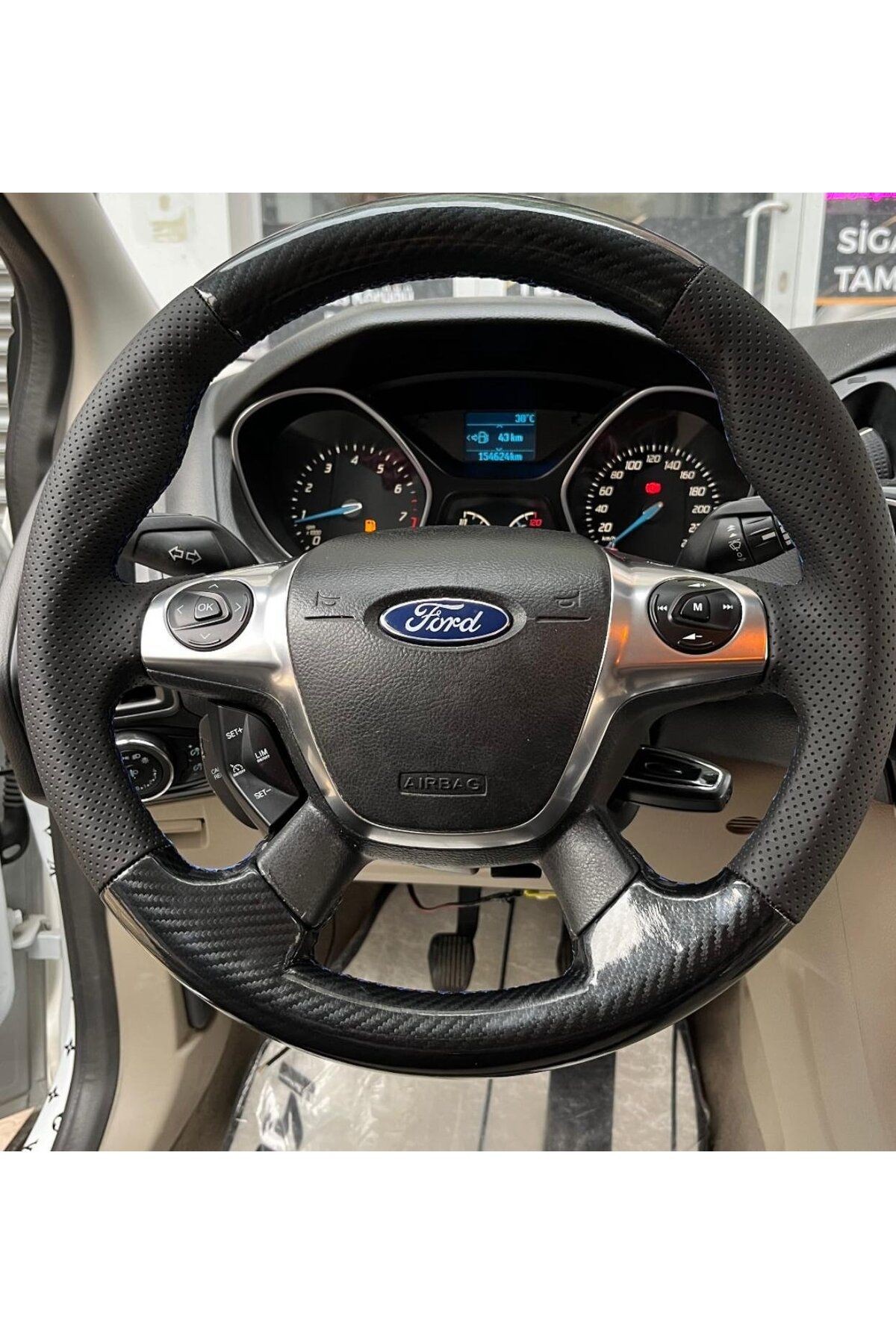 FORD FOCUS 3 ARACA ÖZEL DİKMELİ DİREKSİYON KILIFI(AÇIKLMAYI OKUYUNUZ)