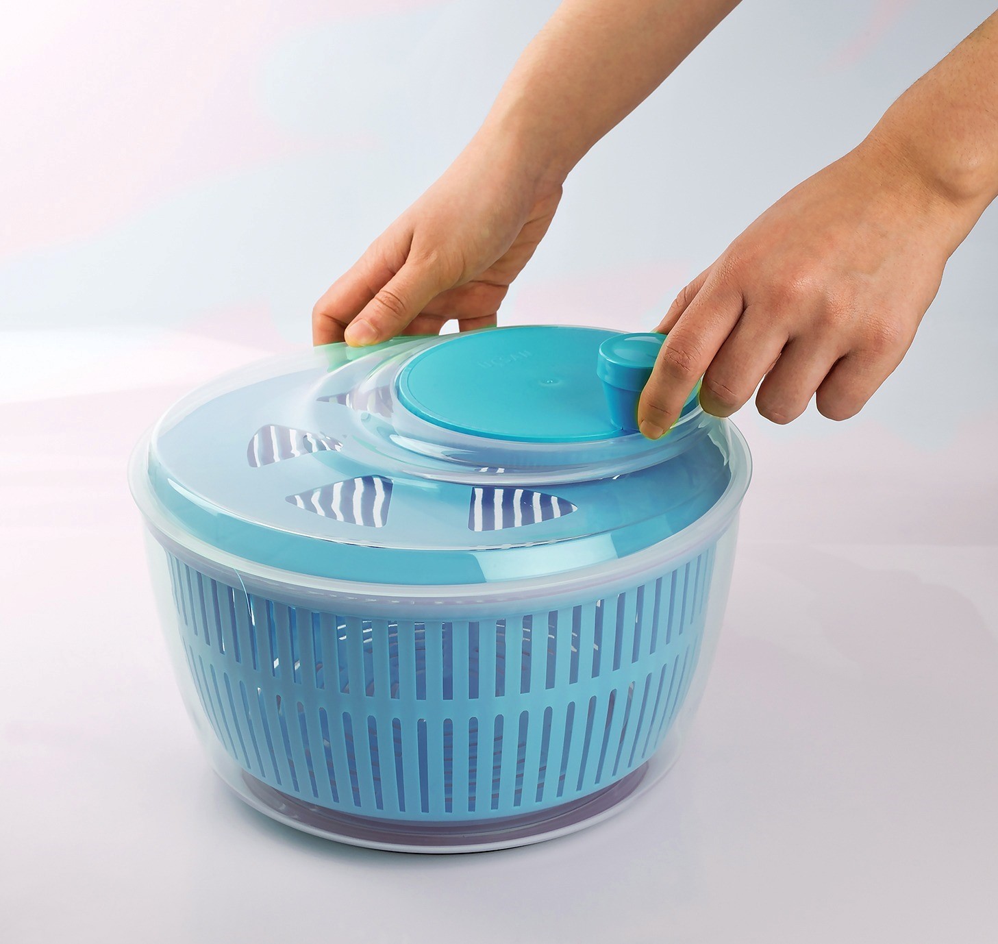 Salad Spinner 5 Liter Vegetable Dryer With Easy-To-Use Non-Slip Base And Large Capacity - TURQUOISE