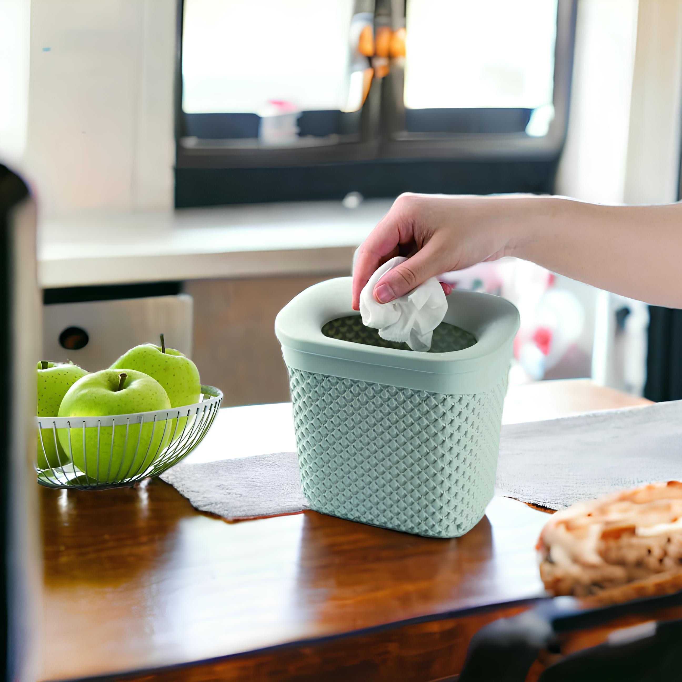 Desktop Trash Can Droplet Pattern Countertop Trash Bin 2 Liters - IVORY