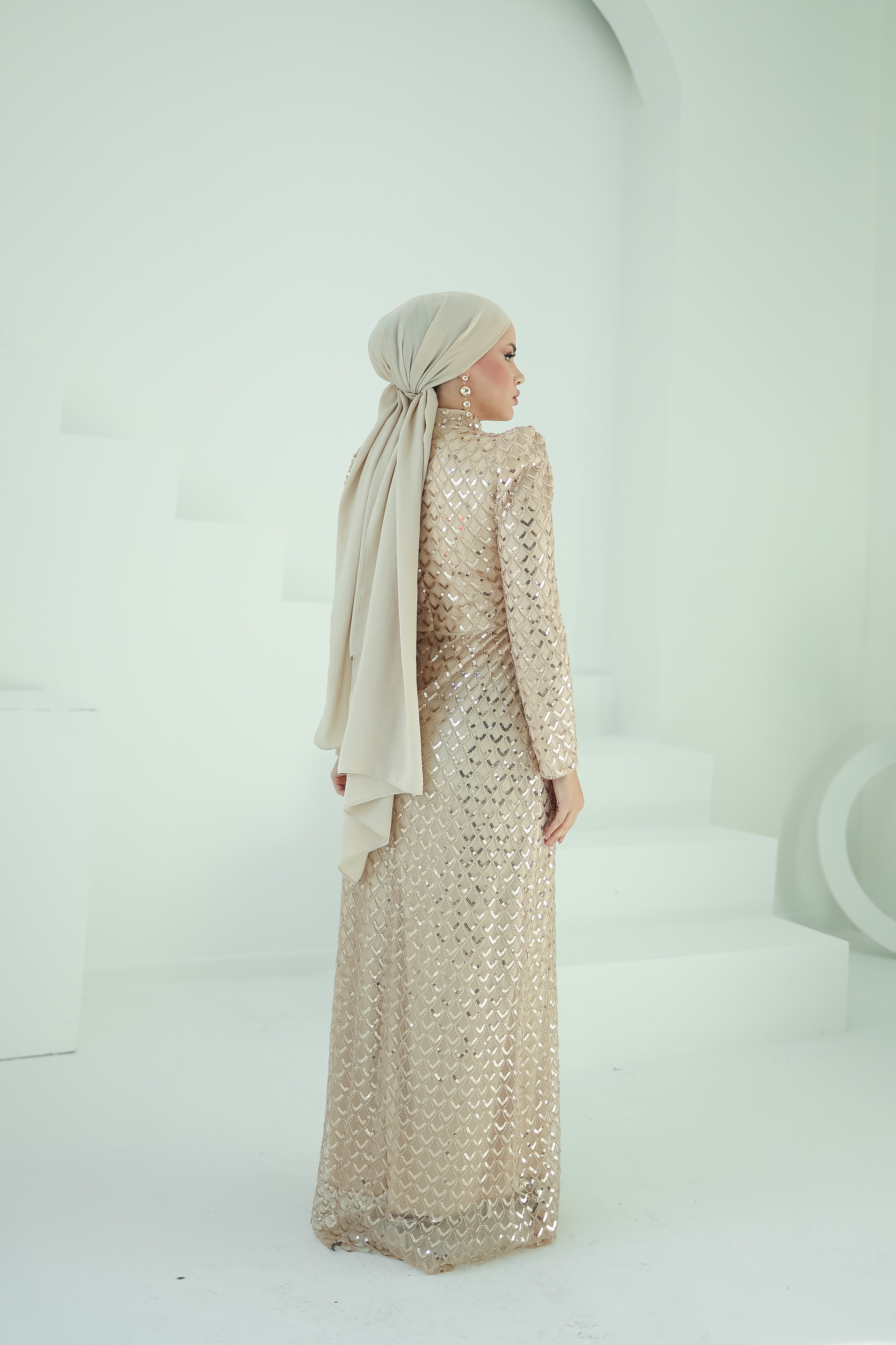 Bead-Embroidered Gown 8368